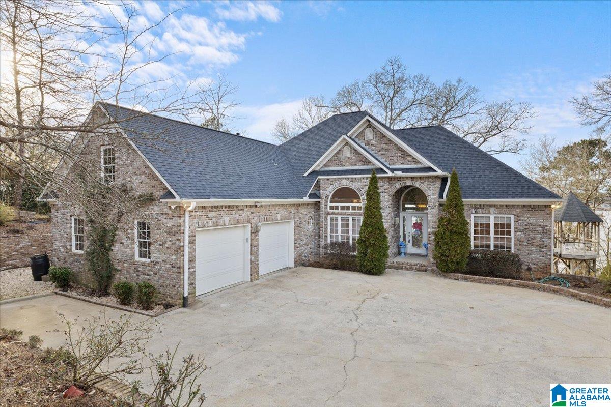 Homes for sale in Pell City, AL | 260 Skyline Trail, Pell City, AL 35128 | MLS# 21443936