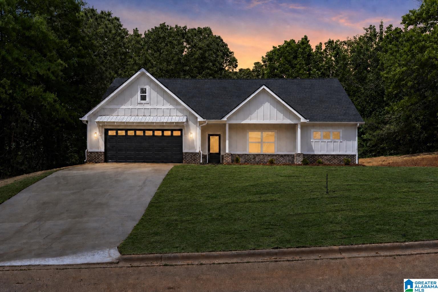 Photo 1 of Single family home for sale at 7662 Cloverdell Dr, Pinson, AL 35126 | MLS# 21443968 | Listing updated on 2026-09-04