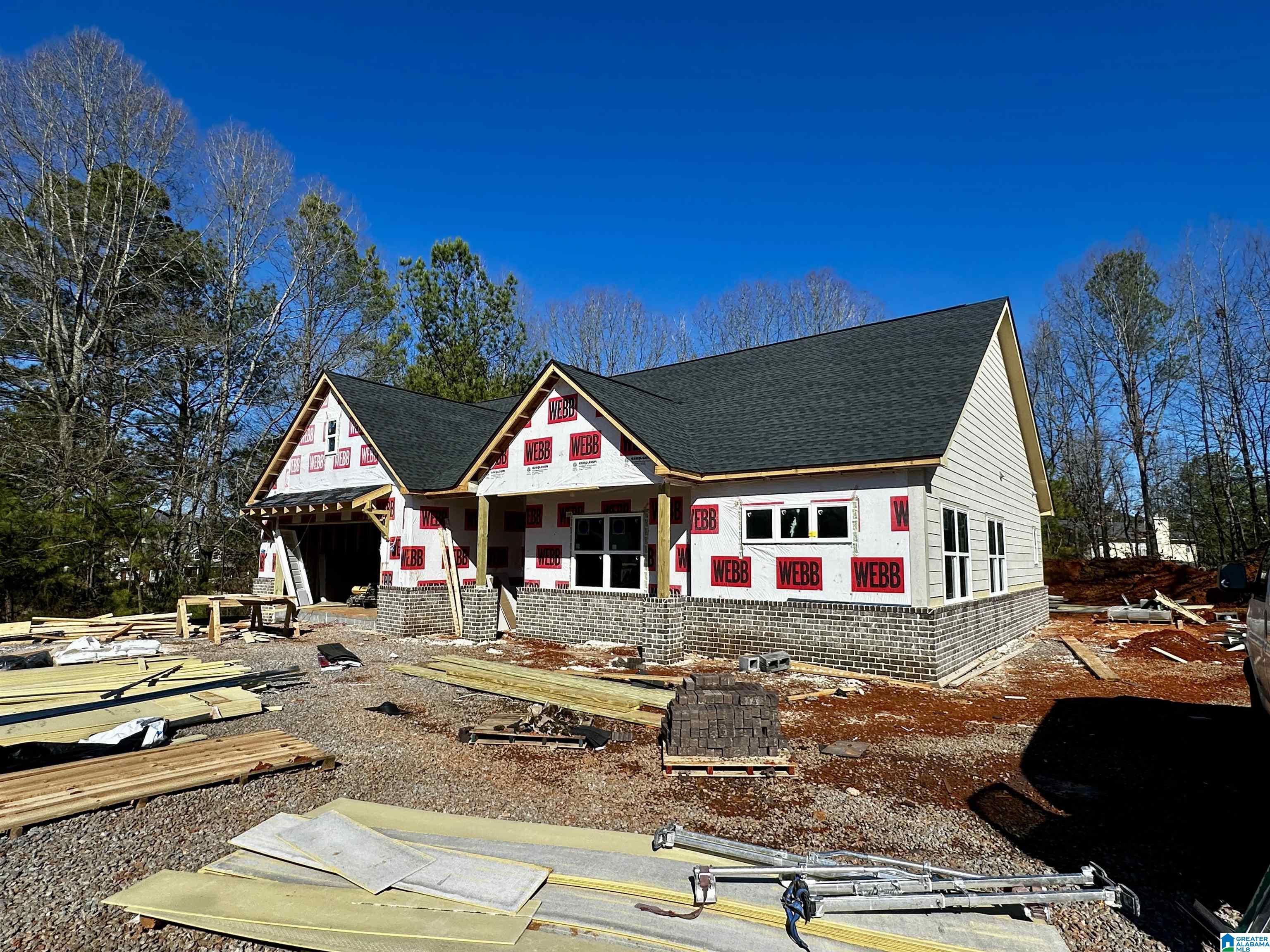 Homes for sale in Pinson, AL | 7662 Cloverdell Dr, Pinson, AL 35126 | MLS# 21443968