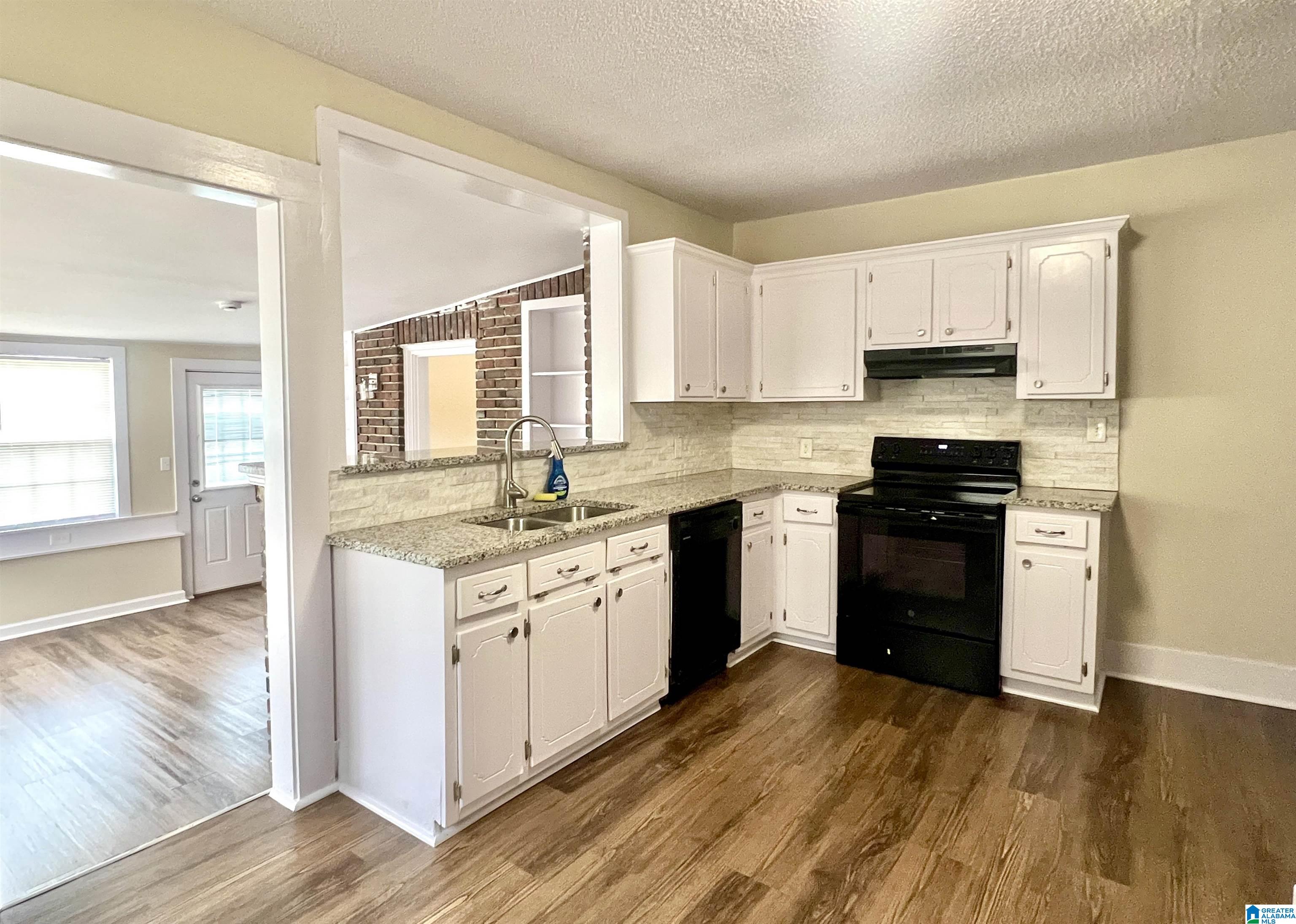 Photo 4 of Single family home for sale at 621 Alice St SW, Bessemer, AL 35022 | MLS# 21443979 | Listing updated on 2026-05-04