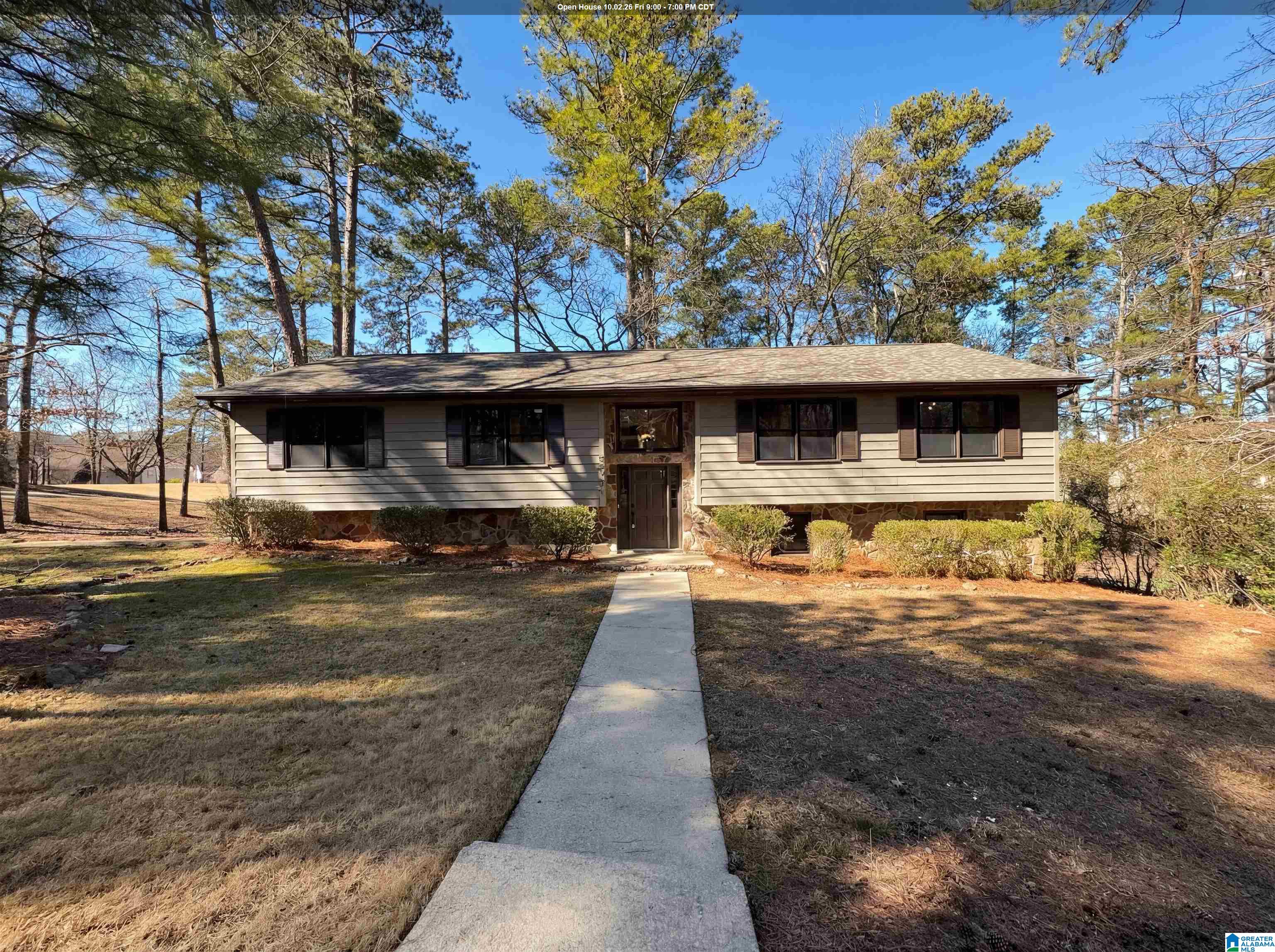 Single family home for sale at 5048 Kerry Downs Rd, HOOVER, AL 35242 | MLS# 21443982