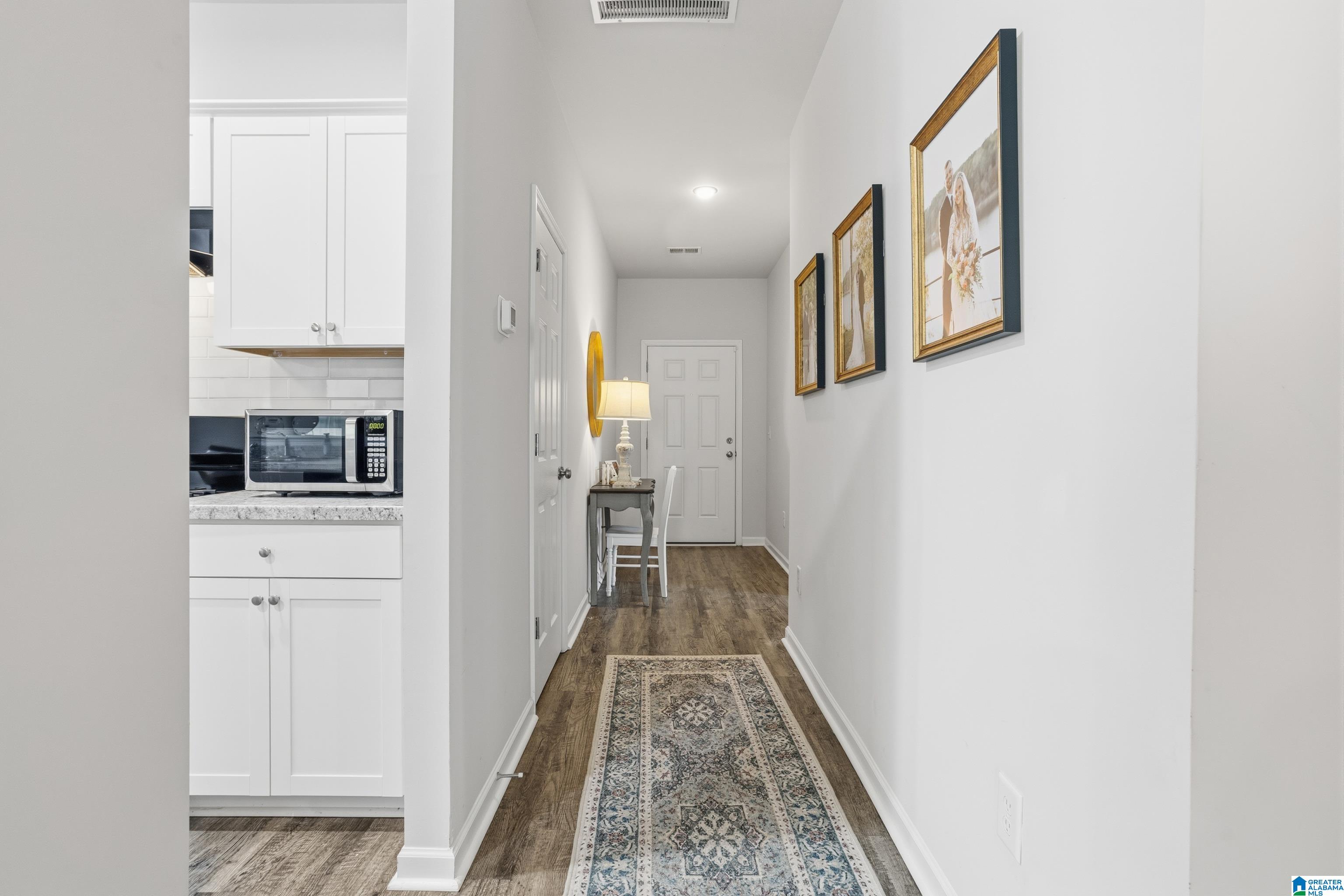 Homes for sale in Calera, AL | 537 Camden Loop, Calera, AL 35040 | MLS# 21443986