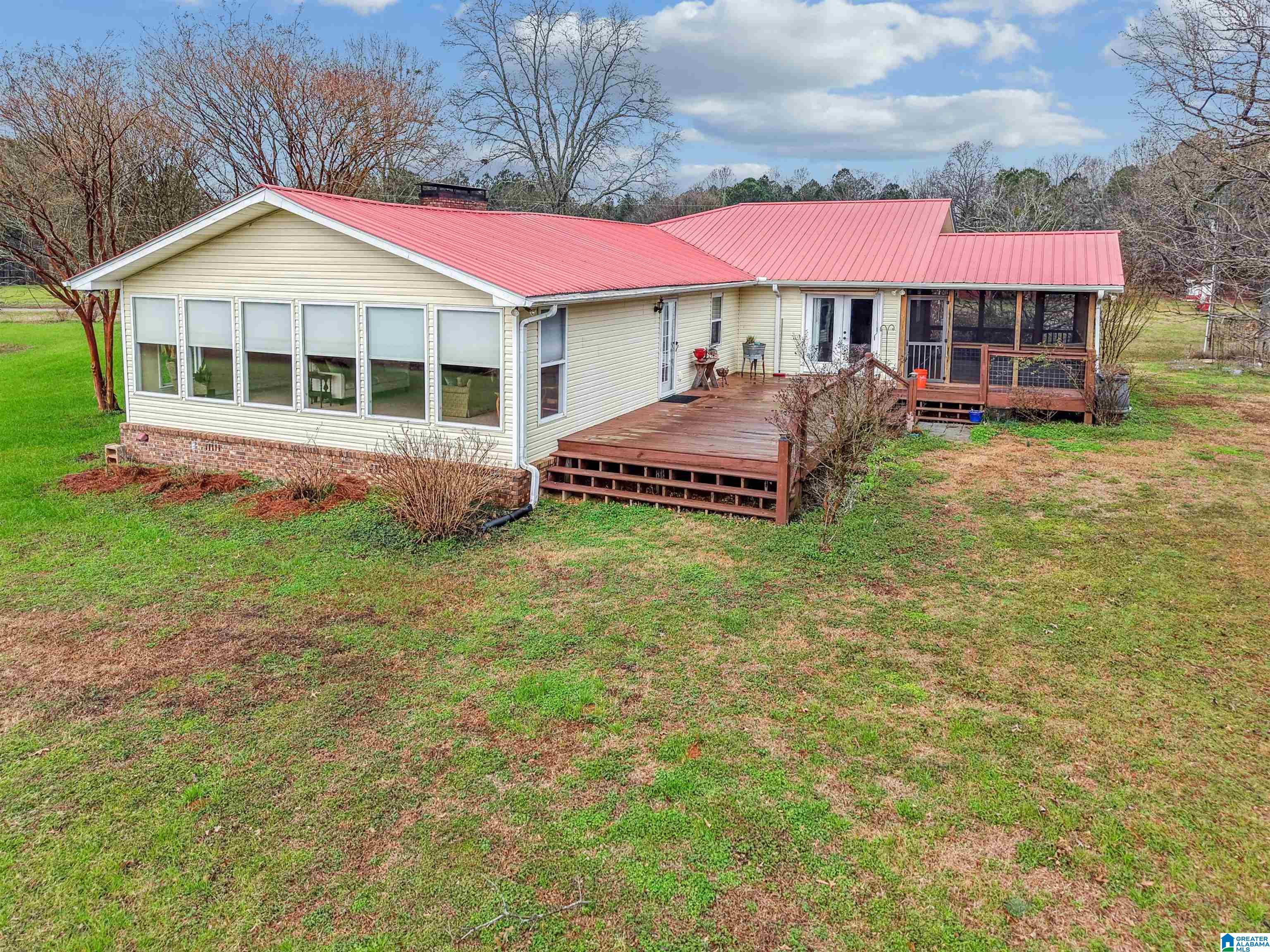 Homes for sale in Cropwell, AL | 3953 Logan Martin Dam Road, Cropwell, AL 35054 | MLS# 21443993