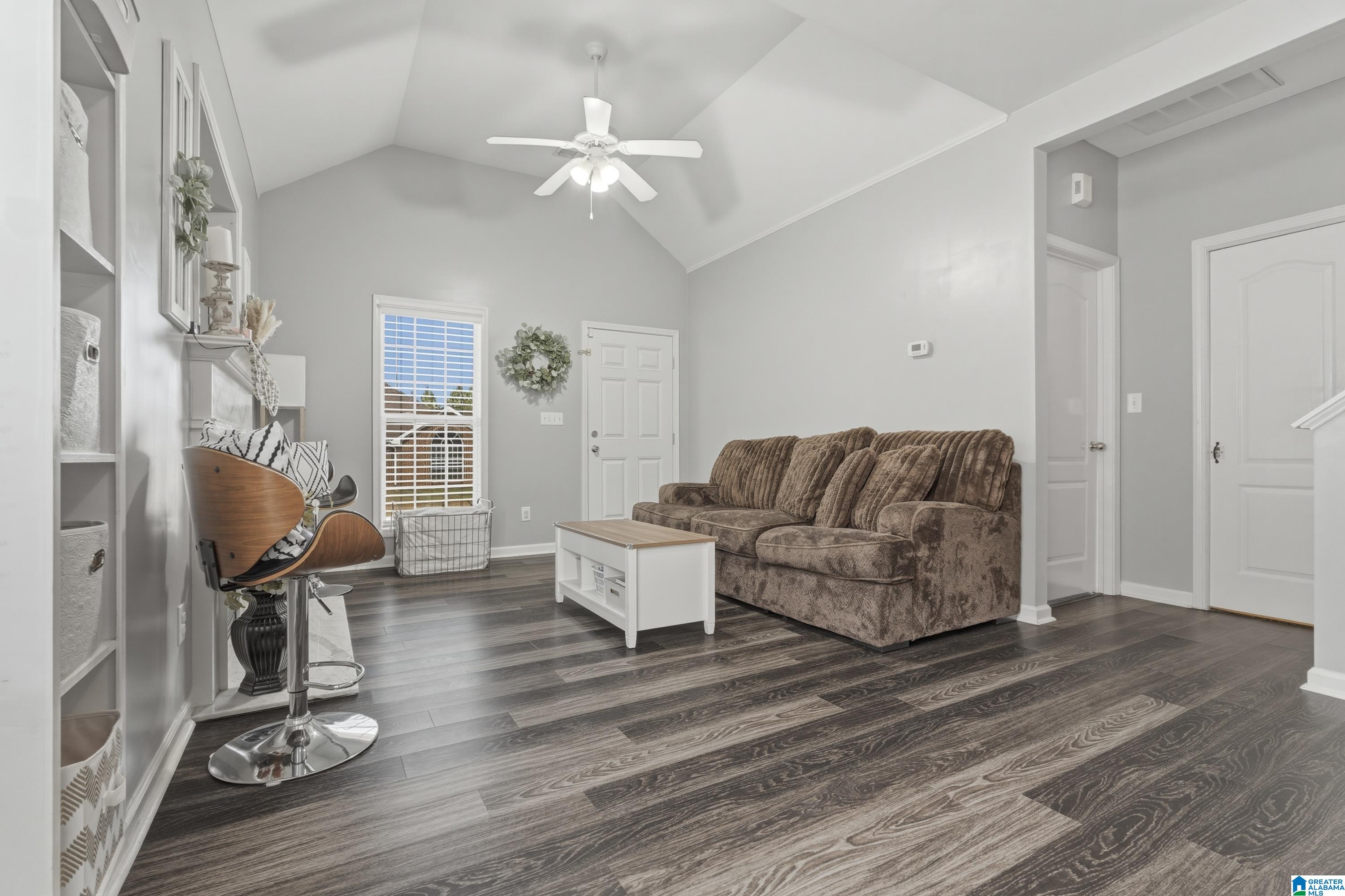 Homes for sale in Calera, AL | 286 Village Dr, Calera, AL 35040 | MLS# 21443996