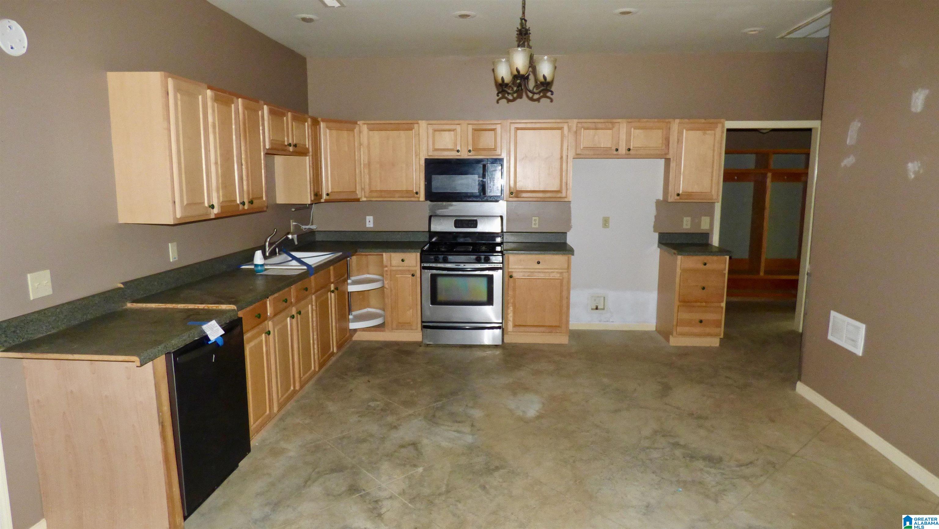 Homes for sale in Nauvoo, AL | 279 Posey Road, Nauvoo, AL 35578 | MLS# 21444003