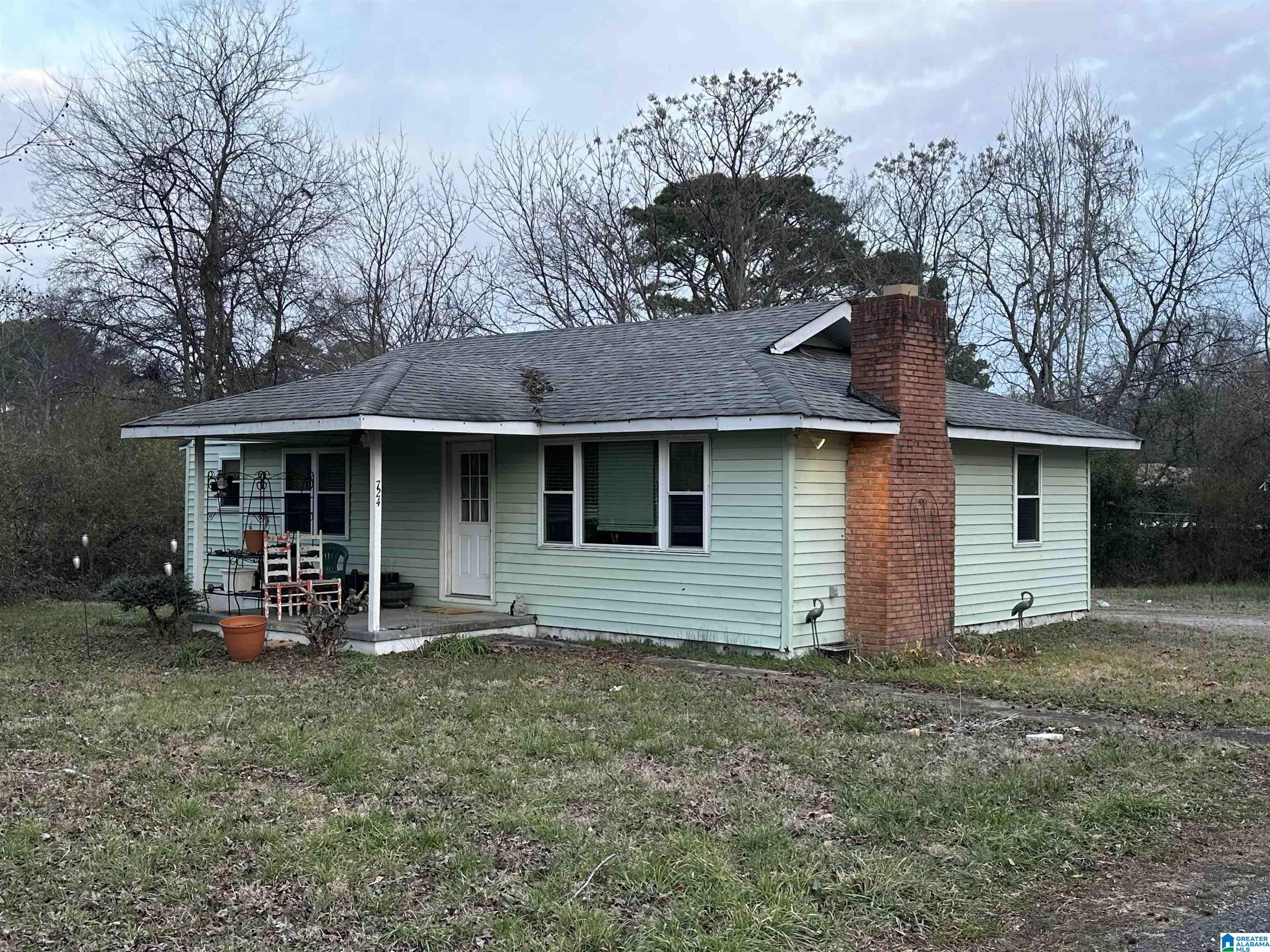 Homes for sale in Gardendale, AL | 724 Robin Dr, Gardendale, AL 35071 | MLS# 21444008