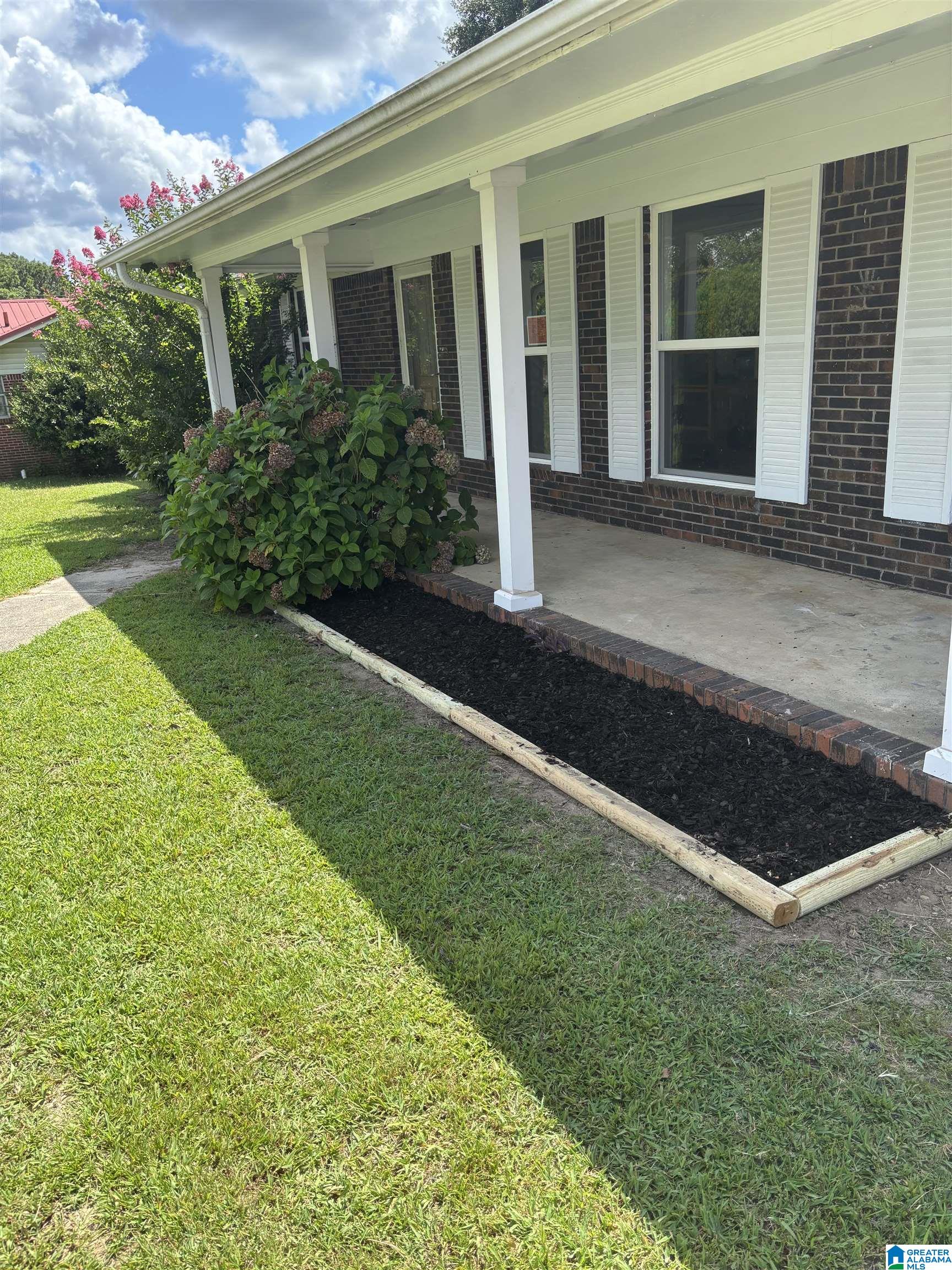 Homes for sale in Clanton, AL | 1003 Lay Dam Road, Clanton, AL 35045 | MLS# 21444012