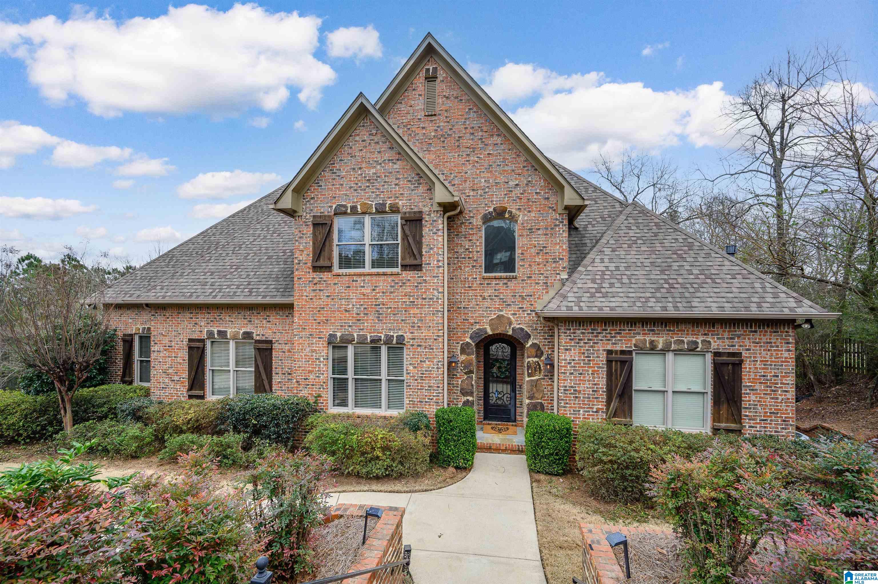 1404 Scout Ridge Drive