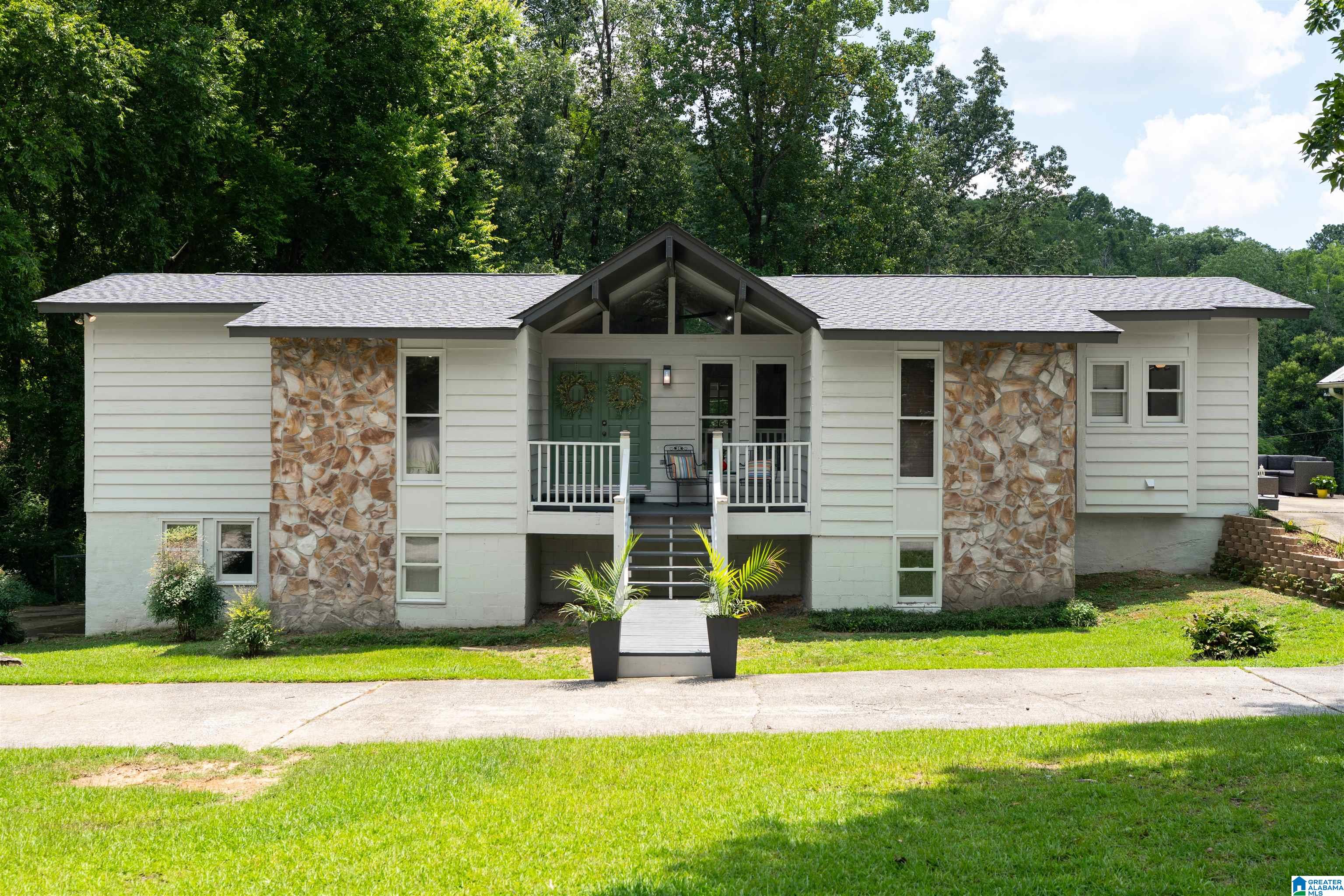 Homes for sale in Vestavia Hills, AL | 2233 Great Rock Road, Vestavia Hills, AL 35216 | MLS# 21444022