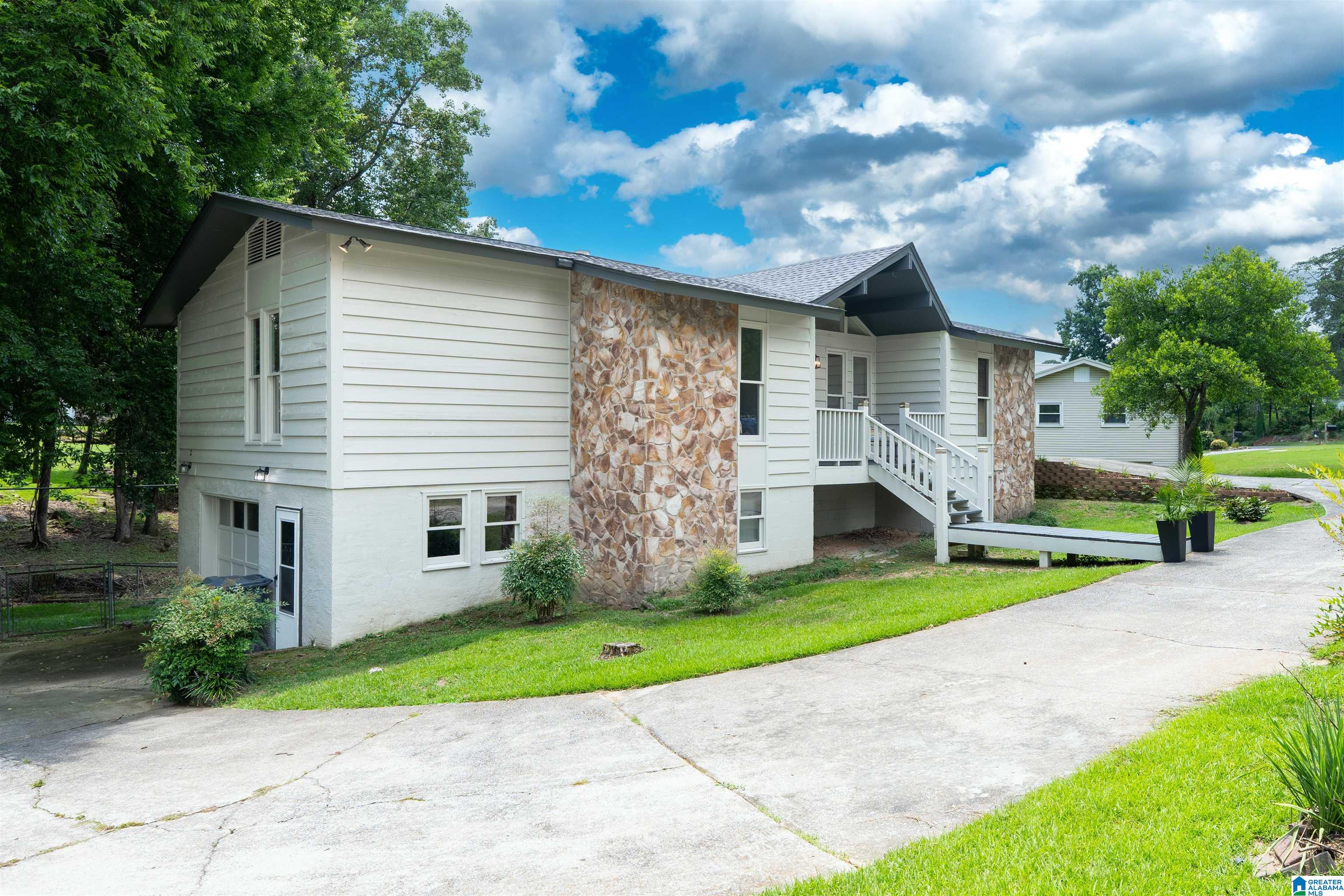 Homes for sale in Vestavia Hills, AL | 2233 Great Rock Road, Vestavia Hills, AL 35216 | MLS# 21444022