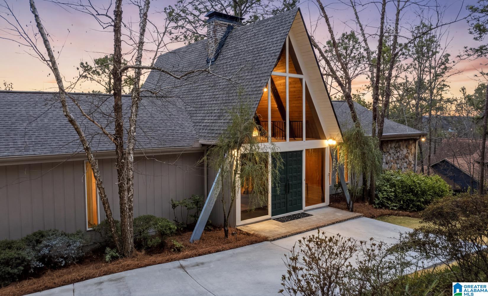 Homes for sale in Vestavia Hills, AL | 3113 Renfro Road, Vestavia Hills, AL 35216 | MLS# 21444026