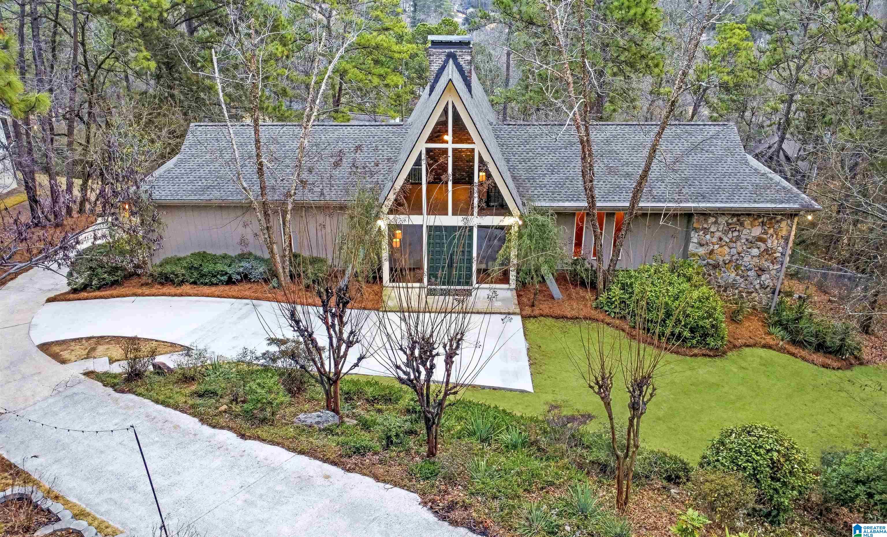 Homes for sale in Vestavia Hills, AL | 3113 Renfro Road, Vestavia Hills, AL 35216 | MLS# 21444026