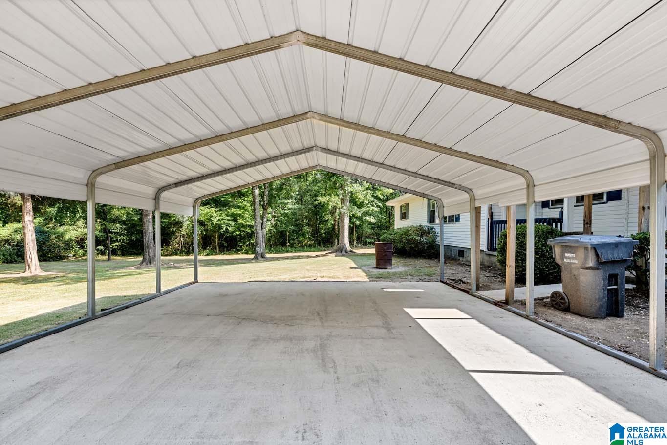 Homes for sale in Calera, AL | 9240 Us Hwy 31, Calera, AL 35040 | MLS# 21444030