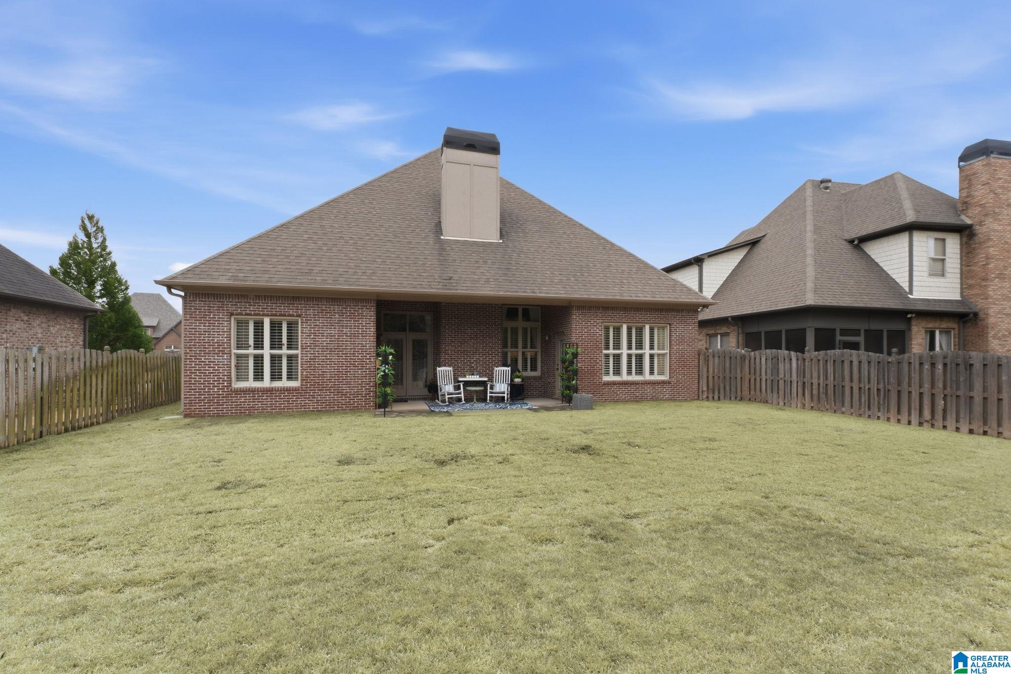 Homes for sale in Chelsea, AL | 1045 Edgewater Lane, Chelsea, AL 35043 | MLS# 21444052