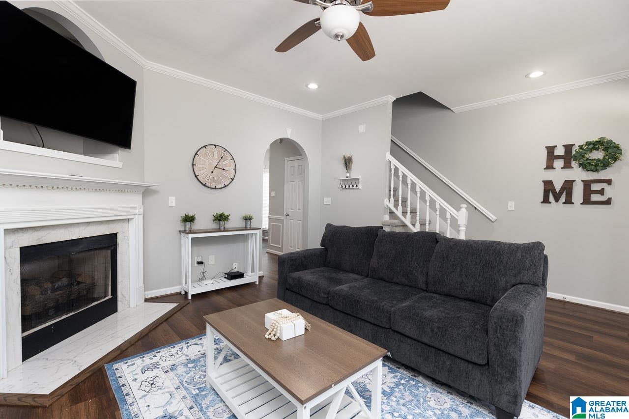 Homes for sale in Pelham, AL | 1166 Yeager Parkway, Pelham, AL 35124 | MLS# 21444053