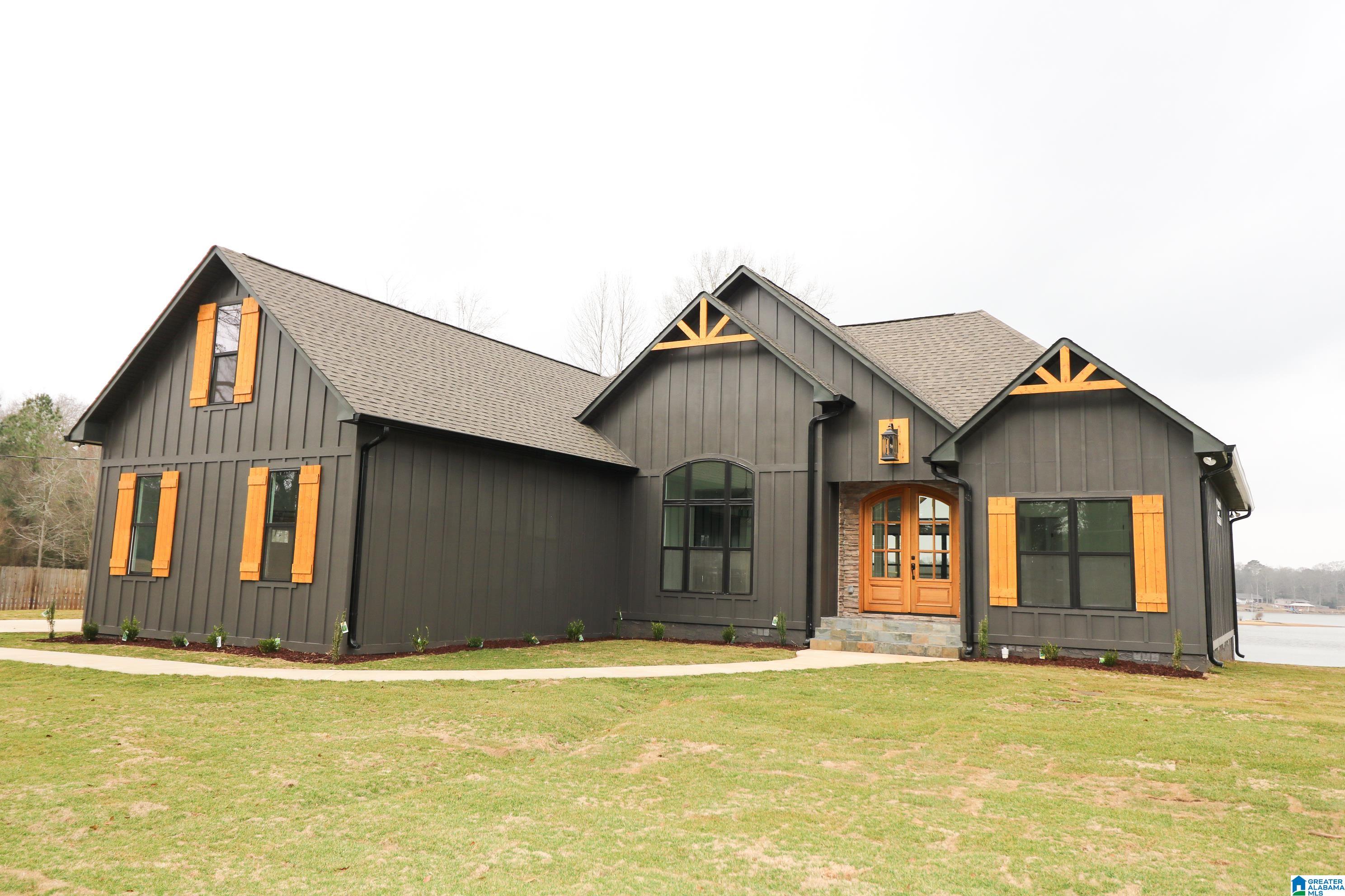 Homes for sale in Pell City, AL | 1701 Annesley Dr, Pell City, AL 35128 | MLS# 21444067