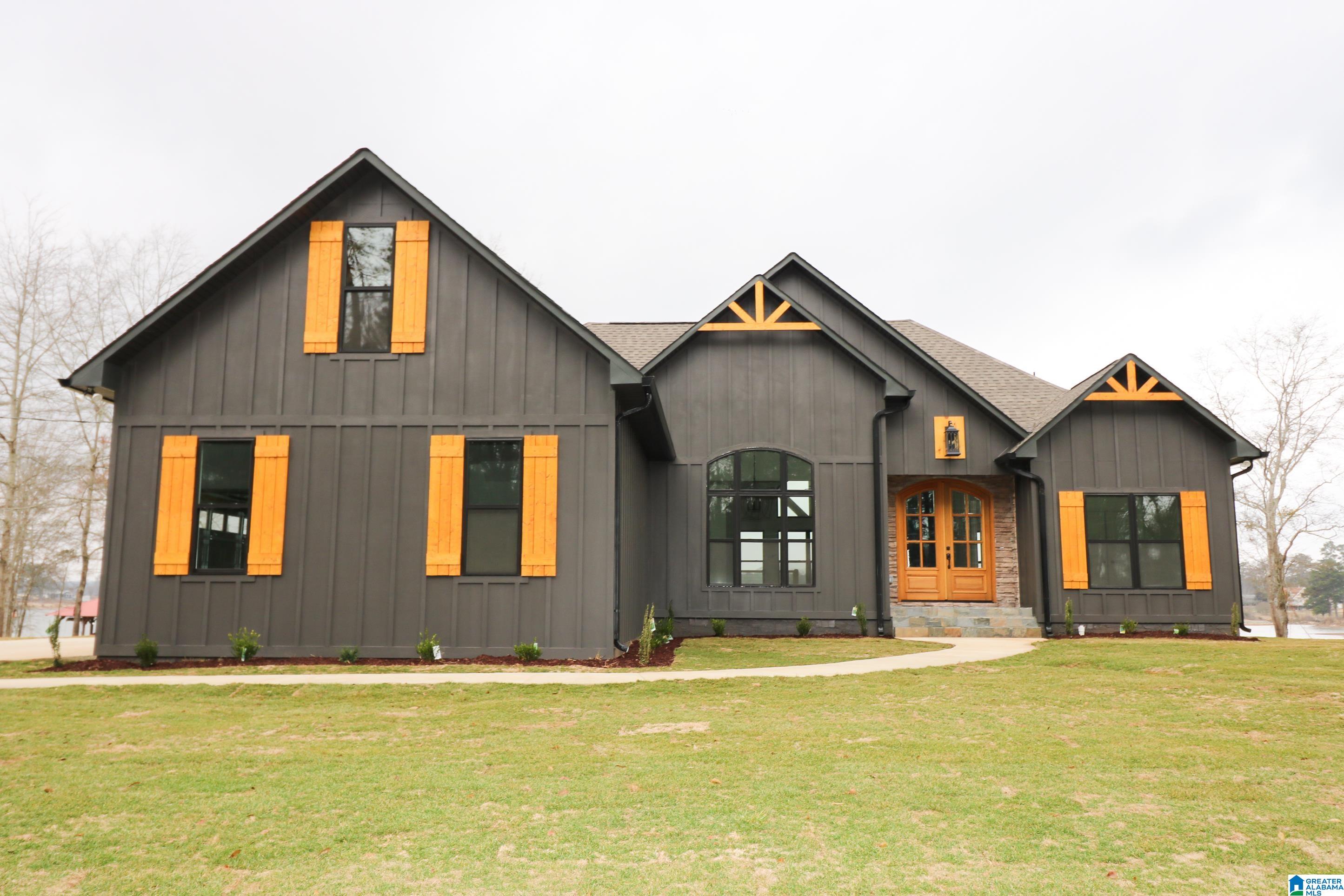 Homes for sale in Pell City, AL | 1701 Annesley Dr, Pell City, AL 35128 | MLS# 21444067