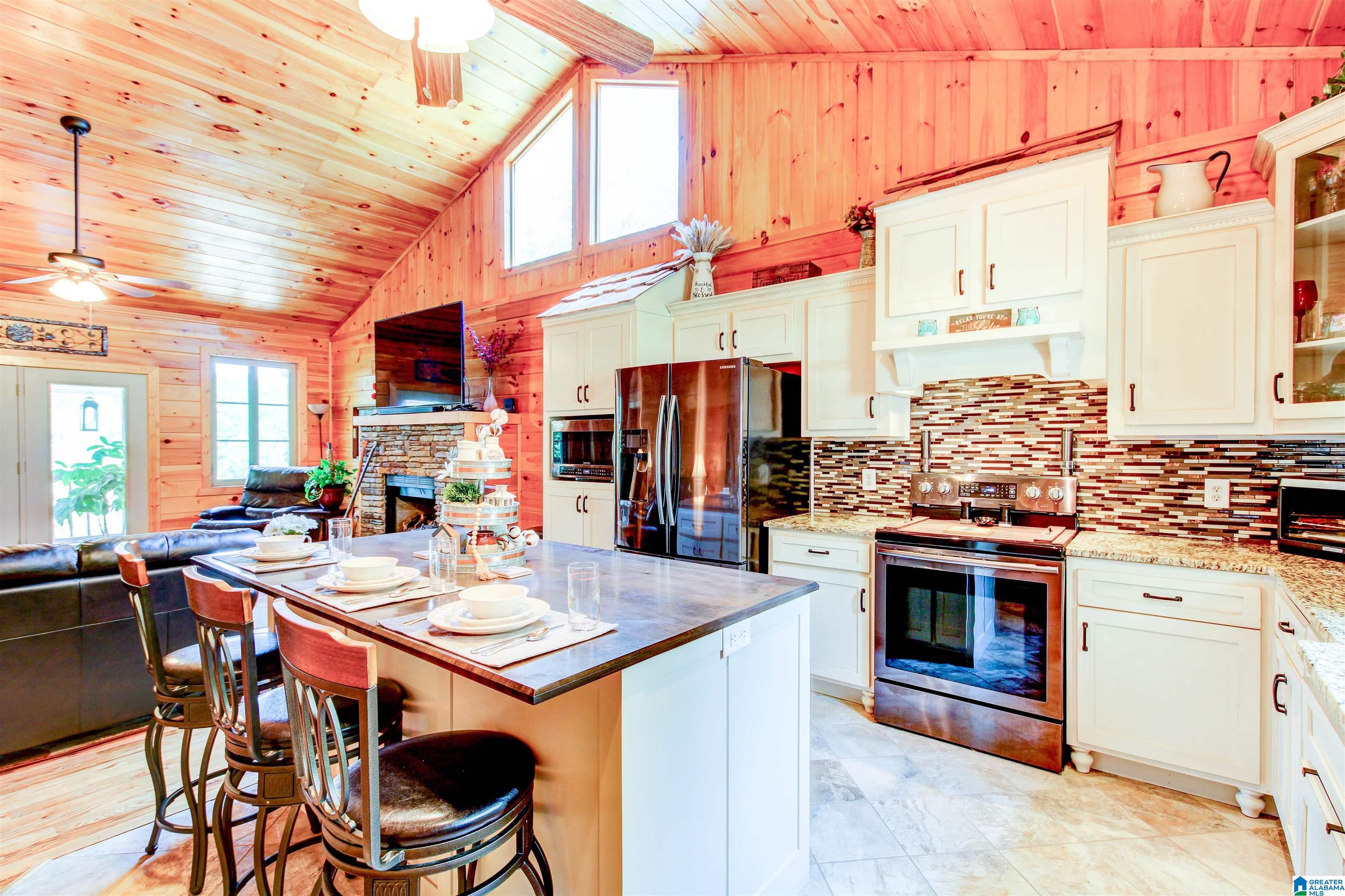 Homes for sale in Wedowee, AL | 185 Hill Crest Court, Wedowee, AL 36278 | MLS# 21444117