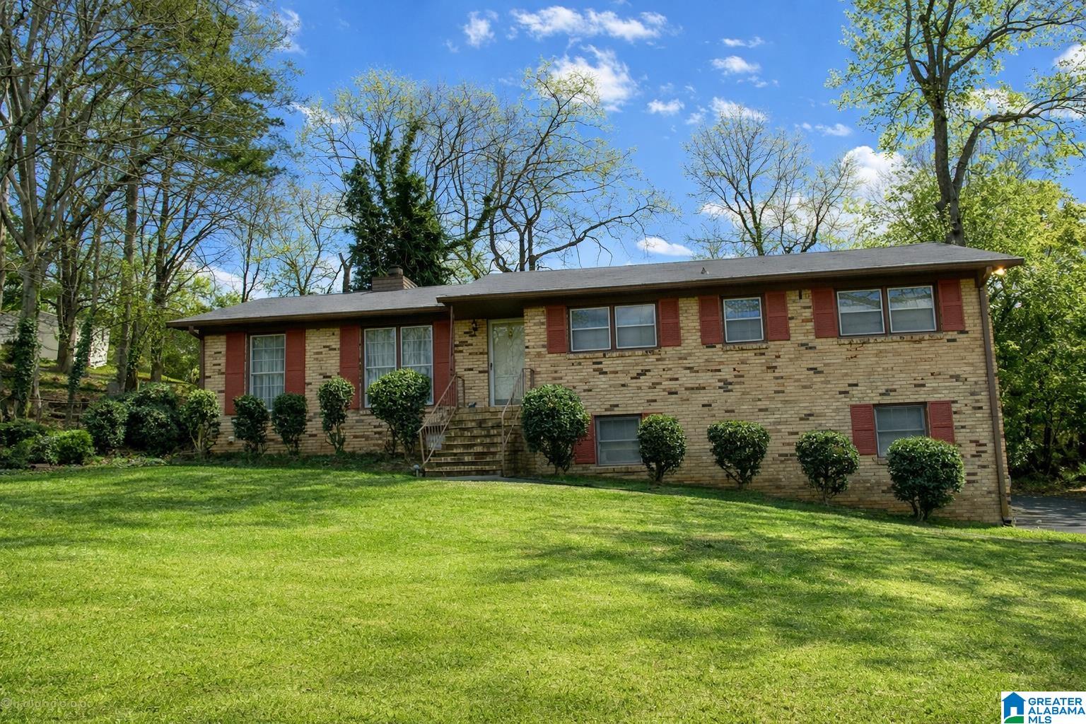 Homes for sale in Center Point, AL | 307 35th Avenue Ne, Center Point, AL 35215 | MLS# 21444124