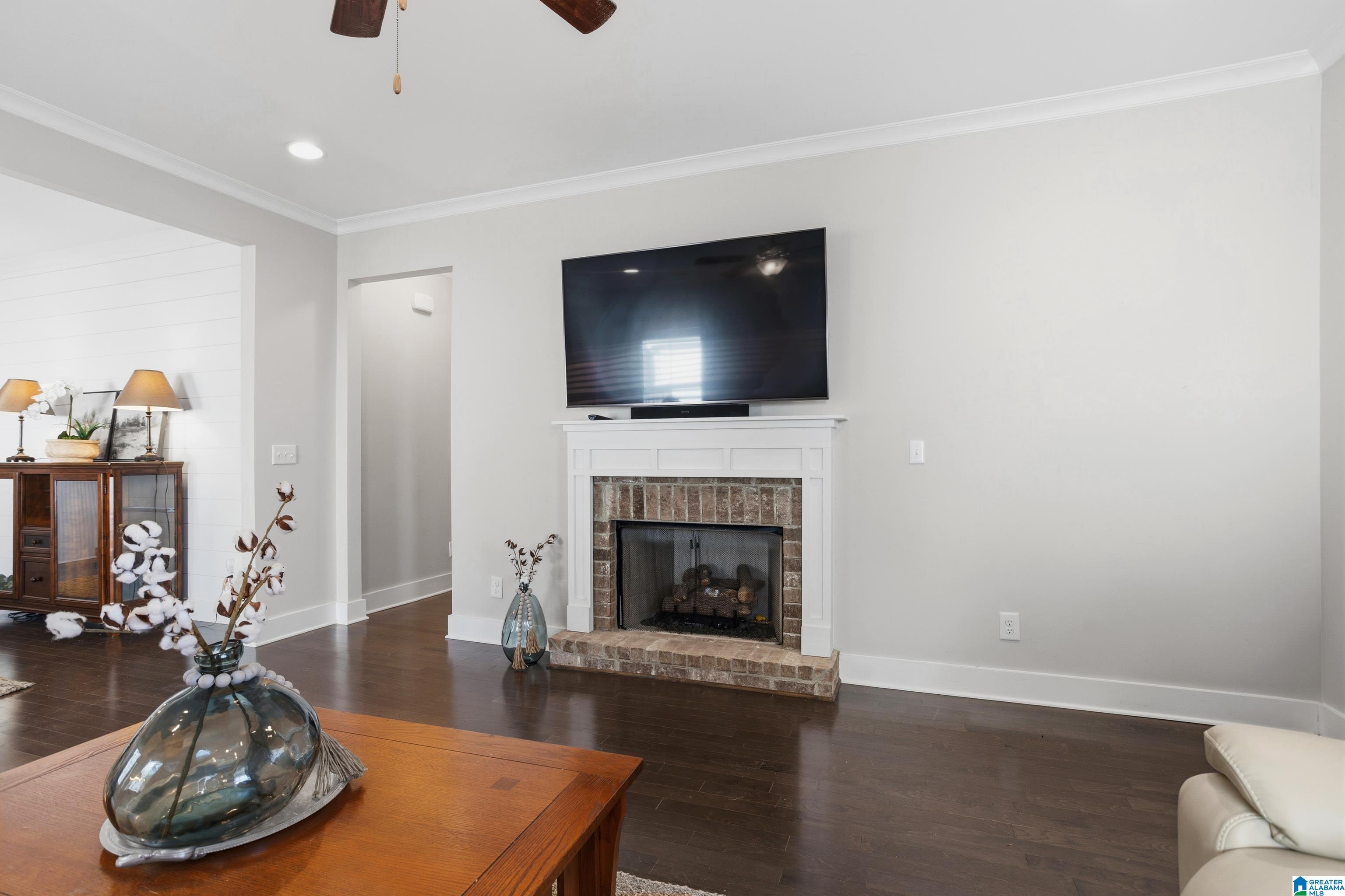 Homes for sale in Gardendale, AL | 1352 Woodridge Pl, Gardendale, AL 35071 | MLS# 21444144