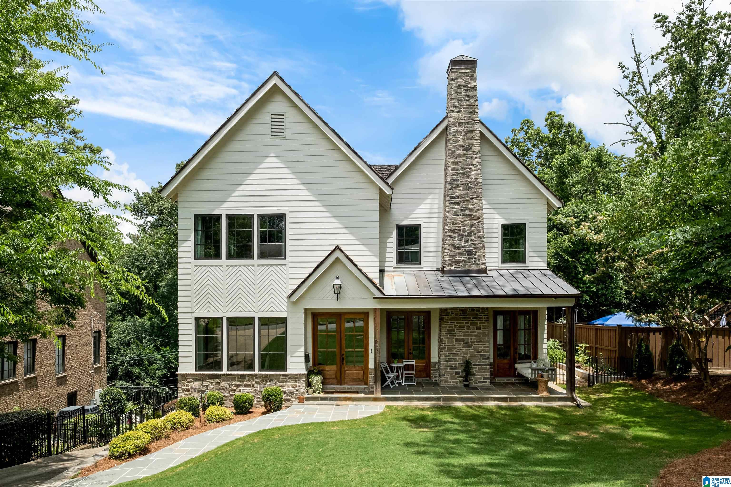 Homes for sale in Homewood, AL | 422 Devon Dr, Homewood, AL 35209 | MLS# 21444152