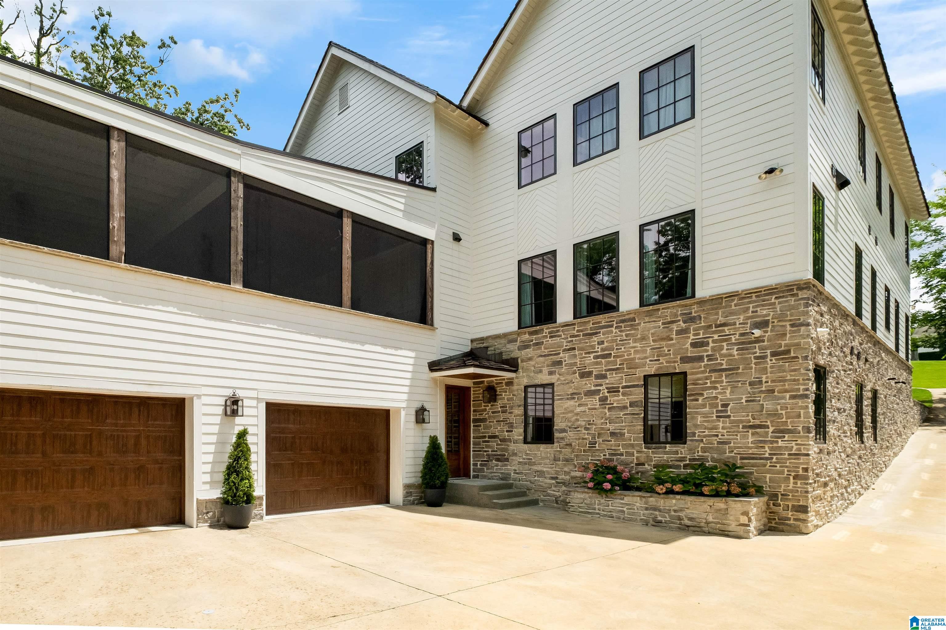 Homes for sale in Homewood, AL | 422 Devon Dr, Homewood, AL 35209 | MLS# 21444152