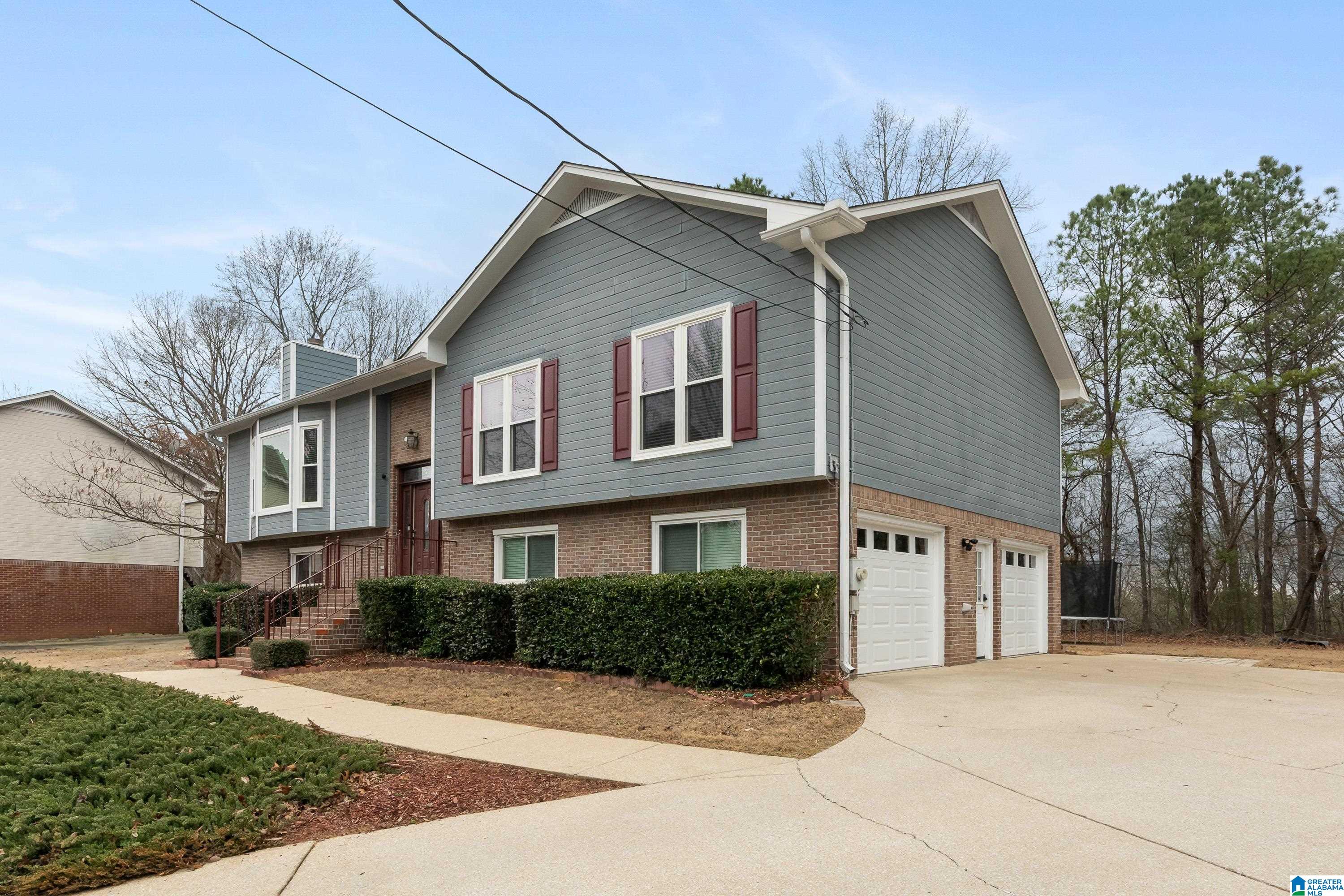 Homes for sale in Helena, AL | 104 Loyola Circle, Helena, AL 35080 | MLS# 21444165