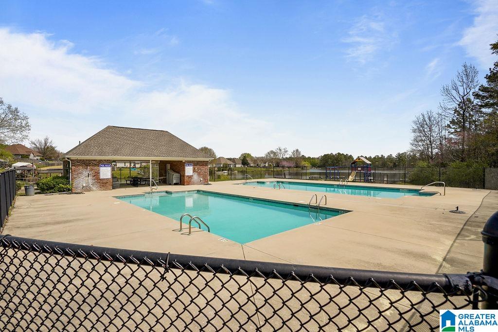 Homes for sale in Calera, AL | 130 Renwick Lane, Calera, AL 35040 | MLS# 21444173