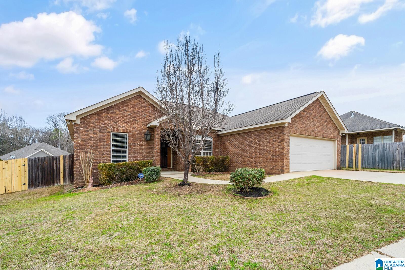 Homes for sale in Tuscaloosa, AL | 2050 Waterford Lane, Tuscaloosa, AL 35405 | MLS# 21444186