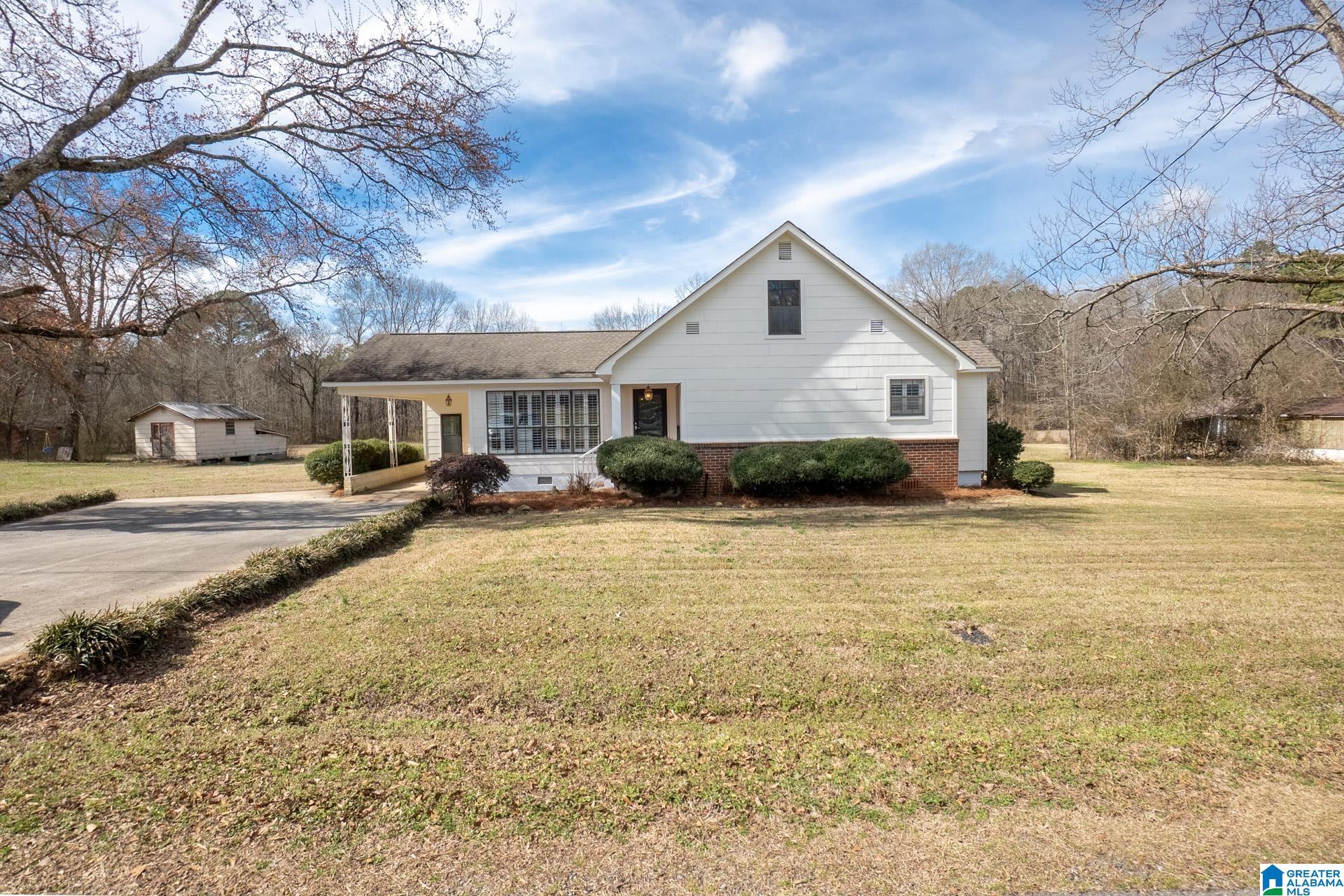 Homes for sale in Sylacauga, AL | 691 Marble City Heights Circle, Sylacauga, AL 35150 | MLS# 21444199