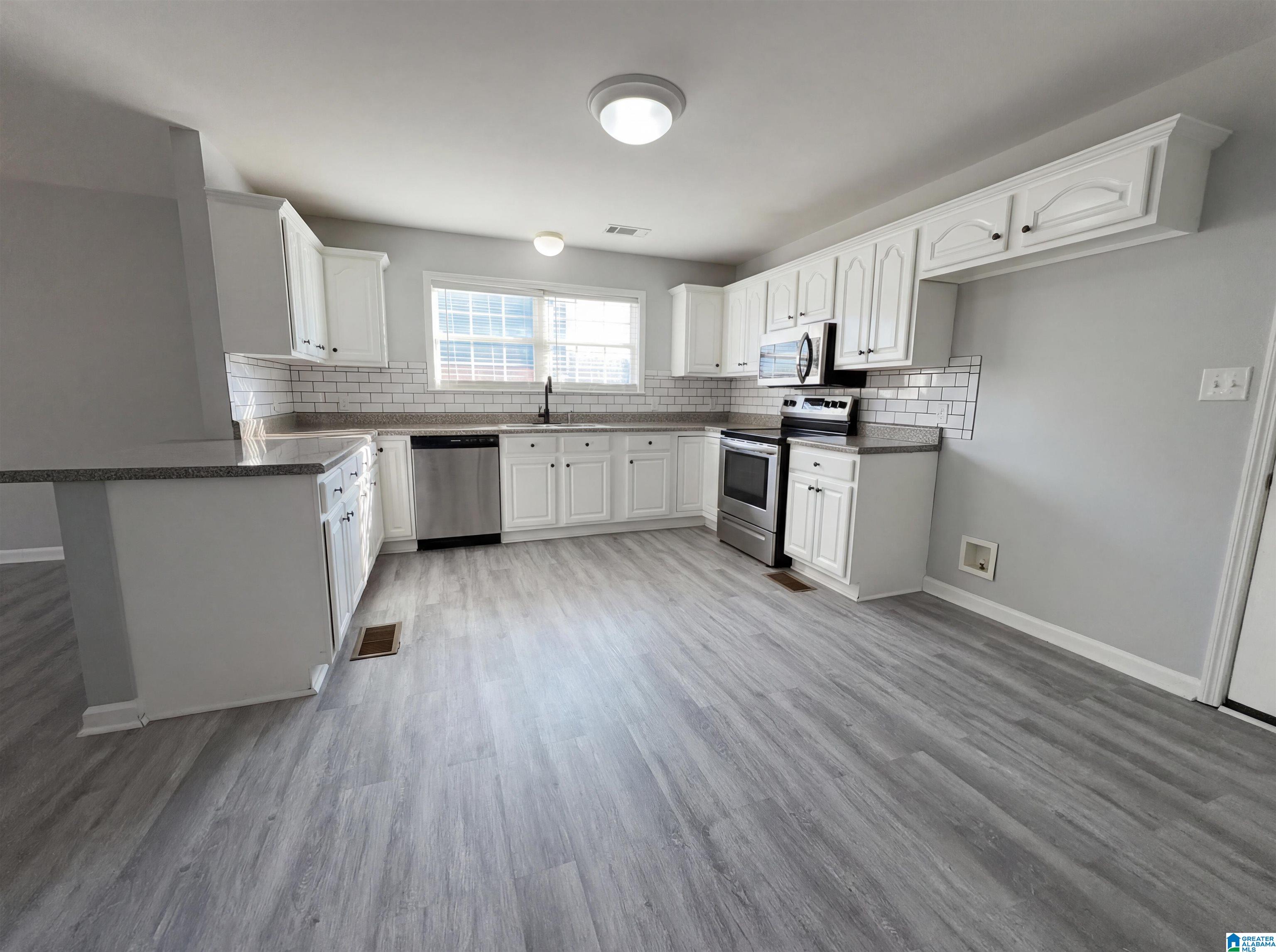 Homes for sale in Moody, AL | 2604 Sunrise Dr, Moody, AL 35004 | MLS# 21444212