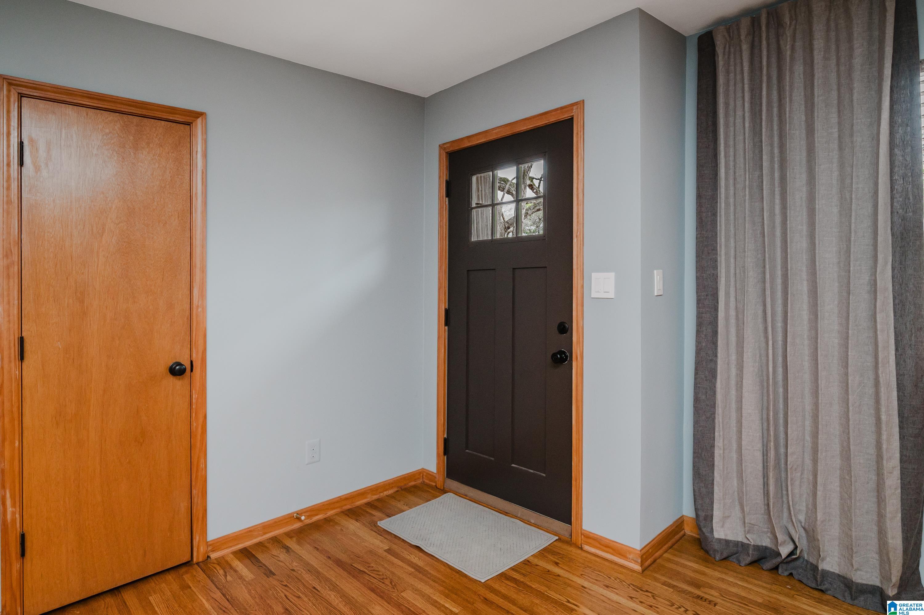 Homes for sale in Birmingham, AL | 5619 11Th Avenue S, Birmingham, AL 35222 | MLS# 21444214