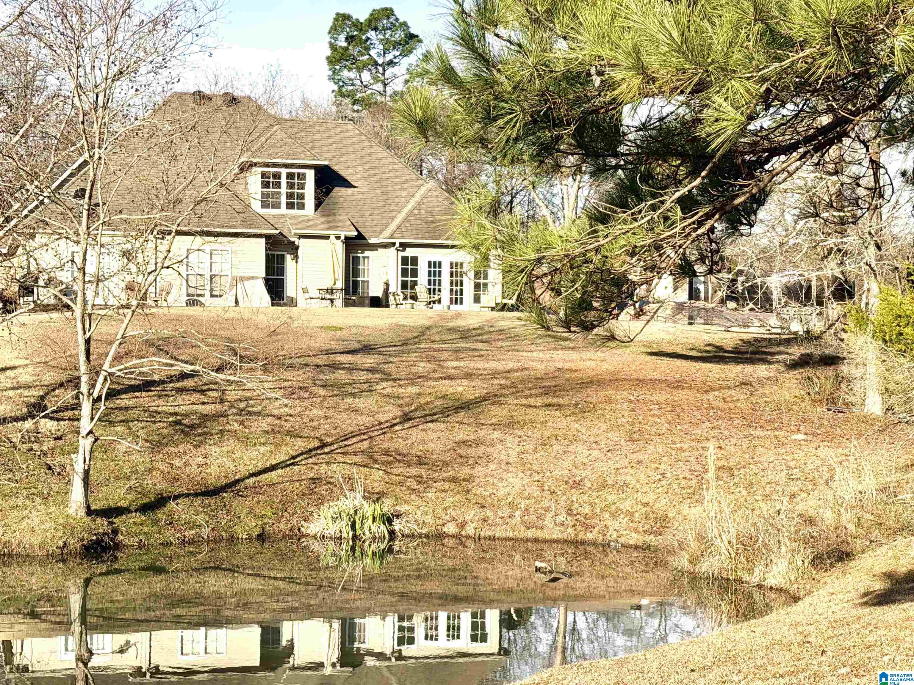 Photo 3 of Single family home for sale at 233 Wynlake Dr, Alabaster, AL 35007 | MLS# 21444216 | Listing updated on 2026-09-18