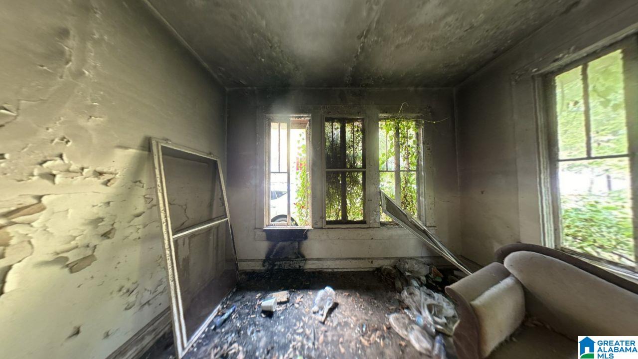 Homes for sale in Selma, AL | 417 Young Street, Selma, AL 36701 | MLS# 21444258