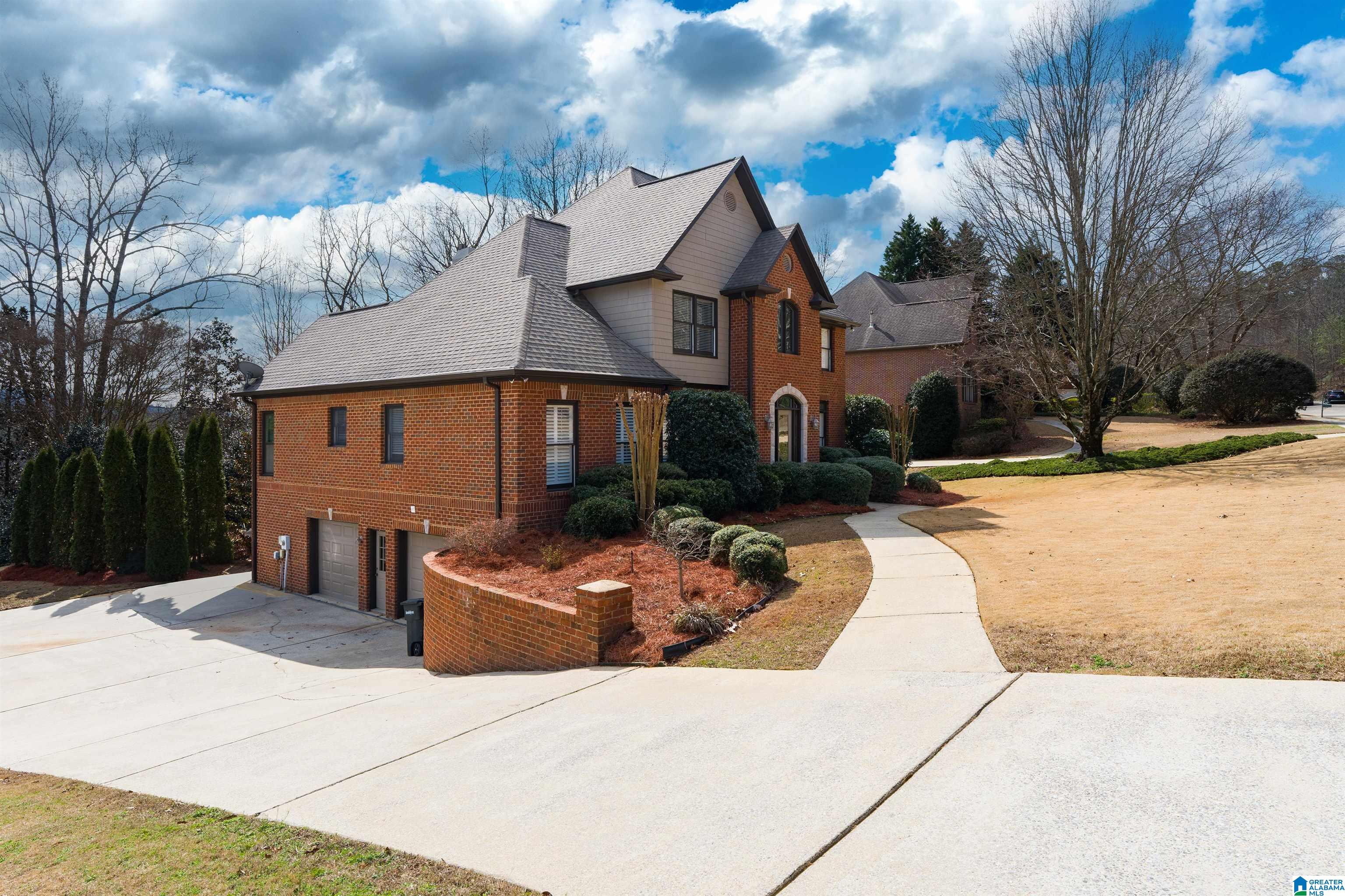 Homes for sale in Birmingham, AL | 1517 Highland Lakes Trail, Birmingham, AL 35242 | MLS# 21444262