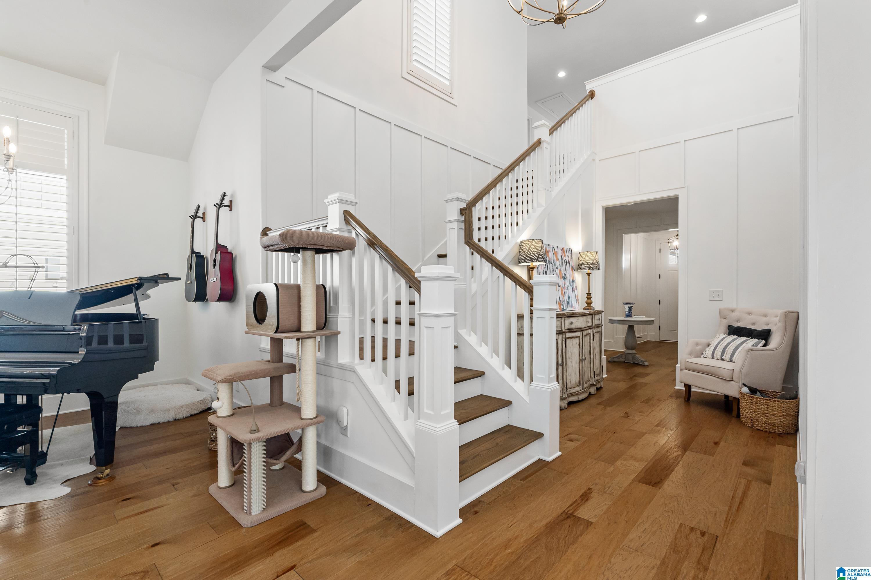 Homes for sale in Hoover, AL | 3081 Sydenton Dr, Hoover, AL 35244 | MLS# 21444288