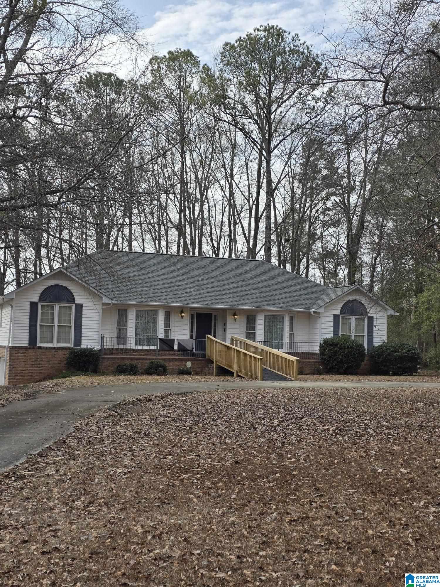 Homes for sale in Jemison, AL | 787 Thompson Chapel Road, Jemison, AL 35085 | MLS# 21444325