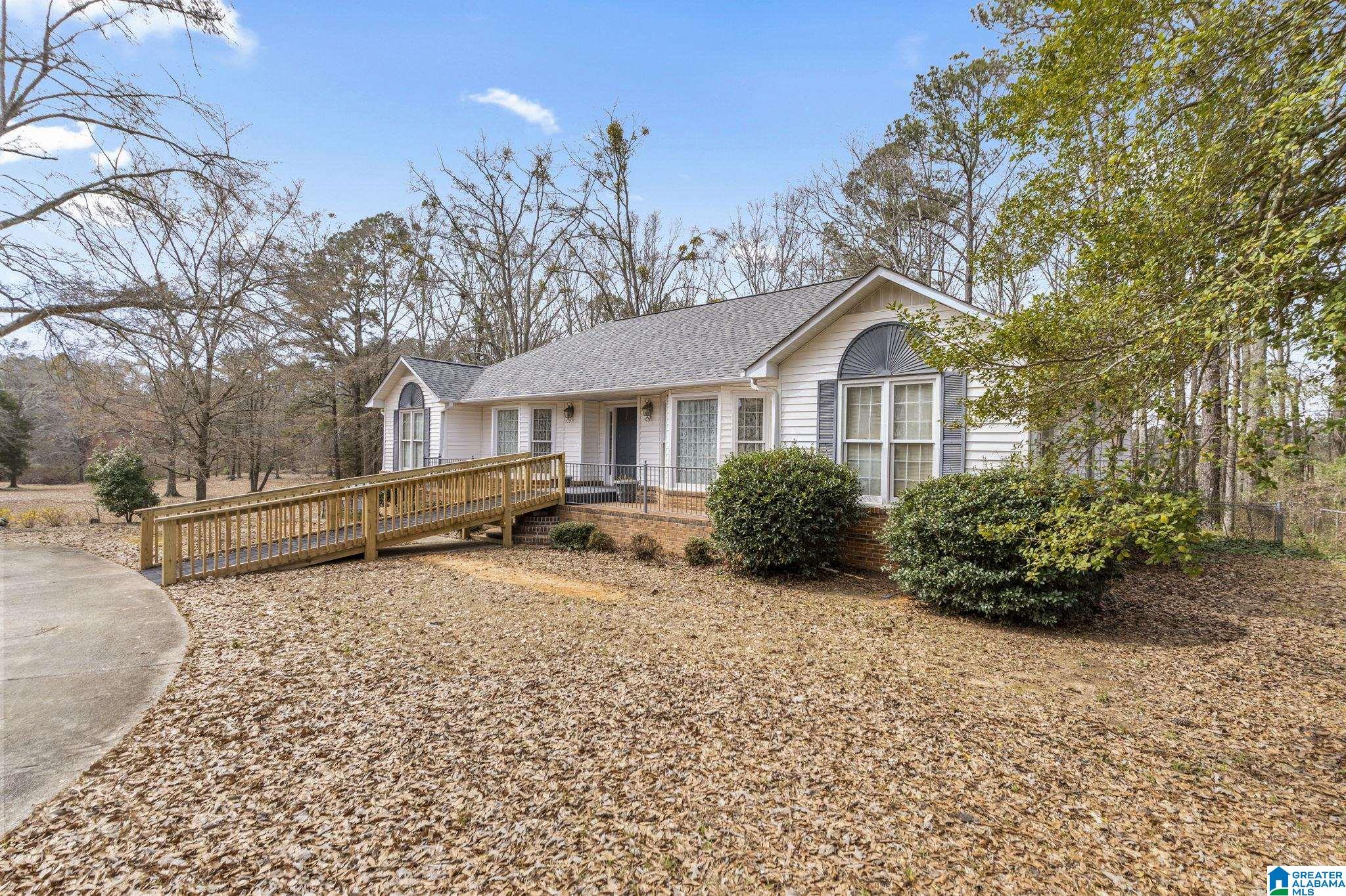 Homes for sale in Jemison, AL | 787 Thompson Chapel Road, Jemison, AL 35085 | MLS# 21444325