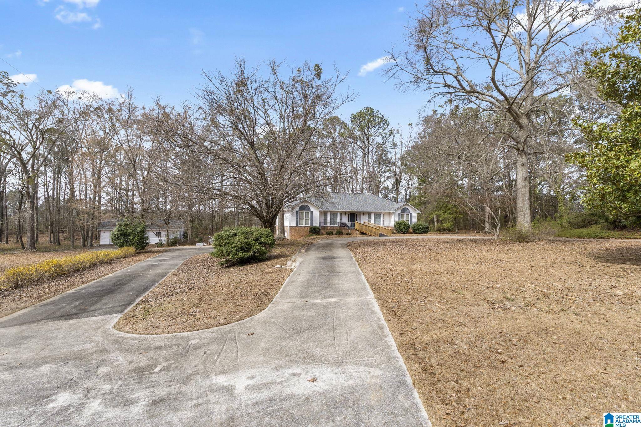 Homes for sale in Jemison, AL | 787 Thompson Chapel Road, Jemison, AL 35085 | MLS# 21444325