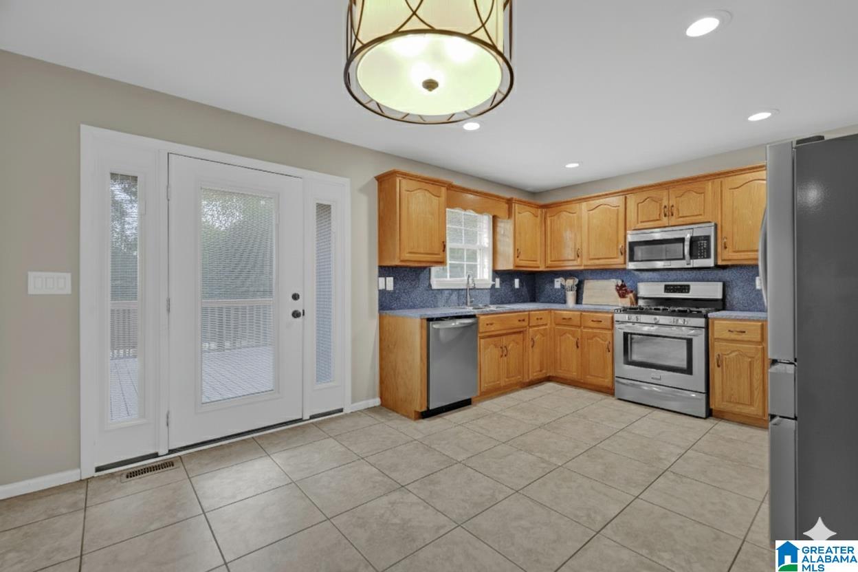 Homes for sale in Fultondale, AL | 865 Lual Dr, Fultondale, AL 35217 | MLS# 21444330