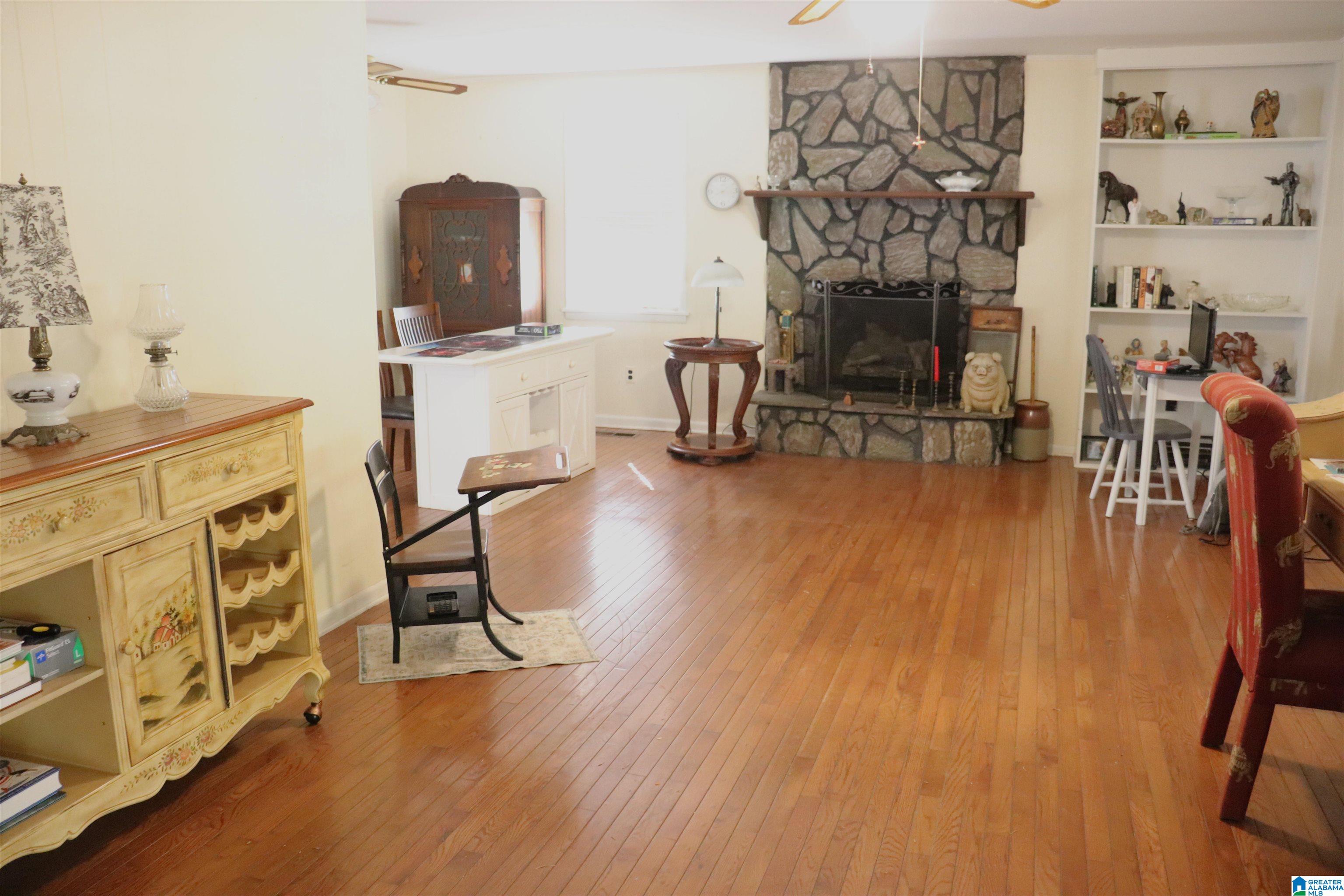 Homes for sale in Jasper, AL | 334 Bird Farm Road, Jasper, AL 35503 | MLS# 21444332