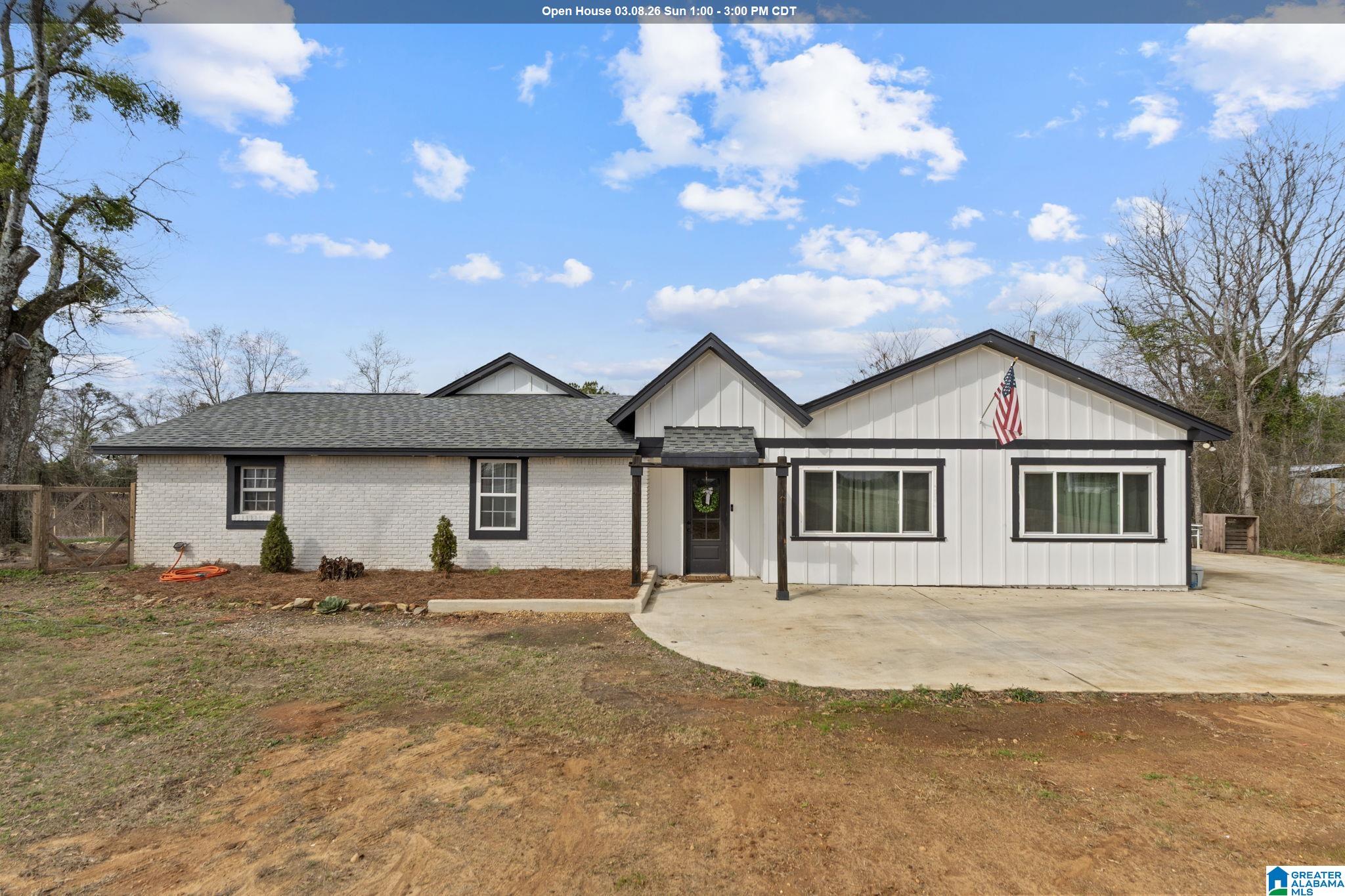 Homes for sale in Clanton, AL | 3756 County Road 49, Clanton, AL 35046 | MLS# 21444352