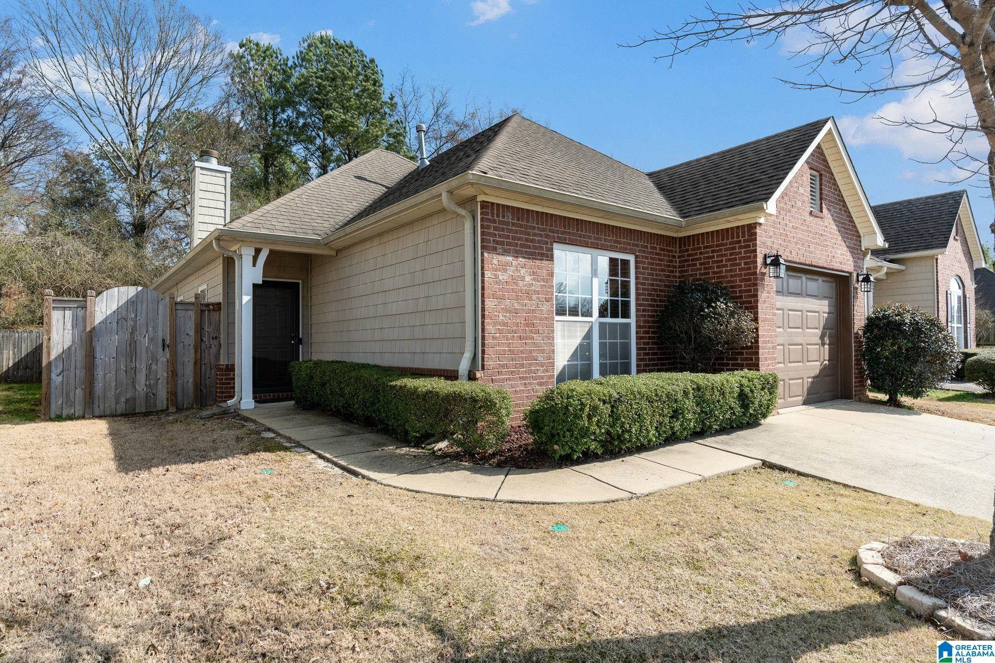 Homes for sale in Pelham, AL | 402 Holland Lakes Dr N, Pelham, AL 35124 | MLS# 21444360