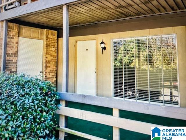 Homes for sale in Hoover, AL | 2812 Georgetown Dr #1515, Hoover, AL 35216 | MLS# 21444361