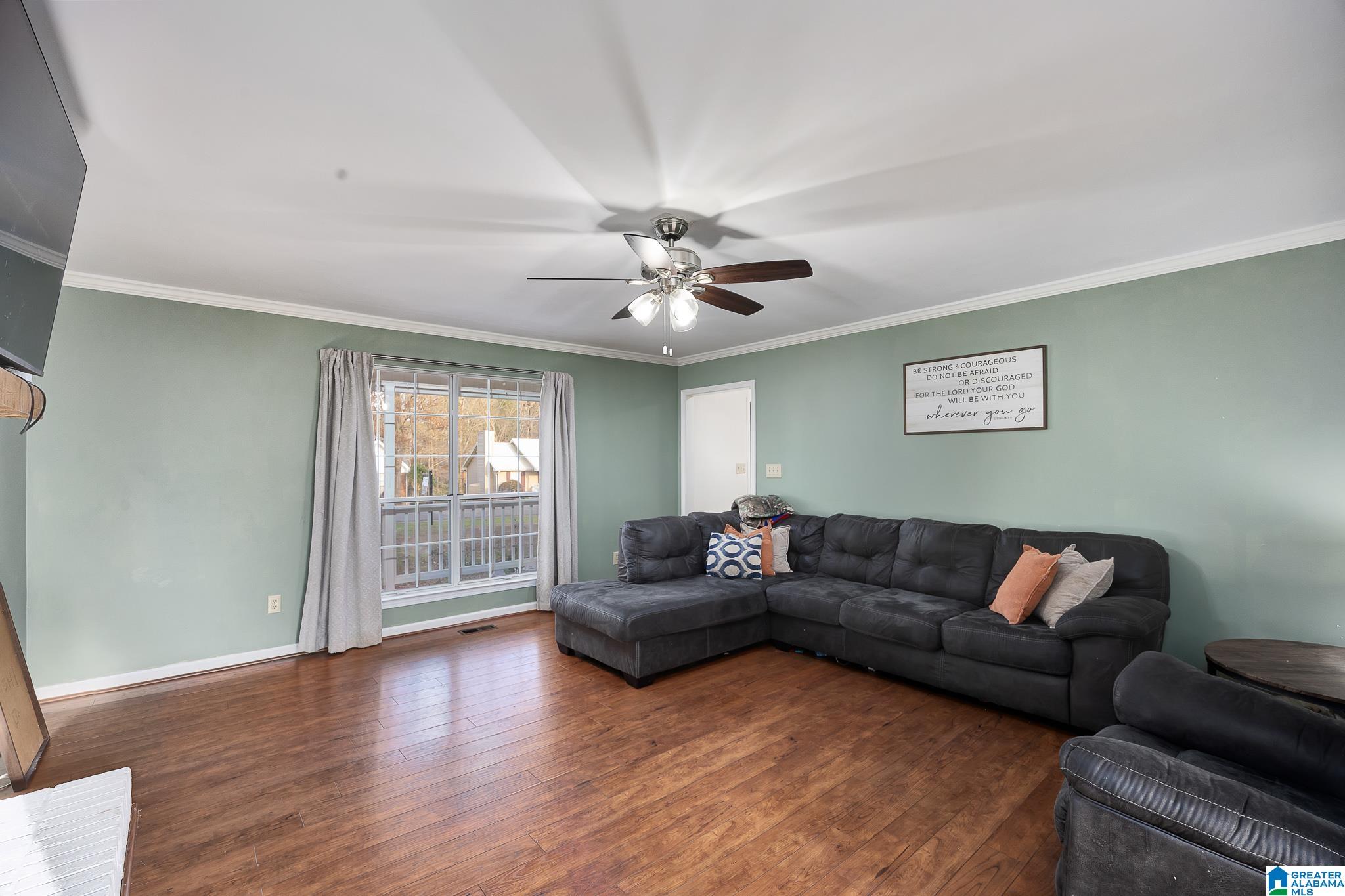 Homes for sale in Hueytown, AL | 2208 Deer Run Lane, Hueytown, AL 35023 | MLS# 21444380