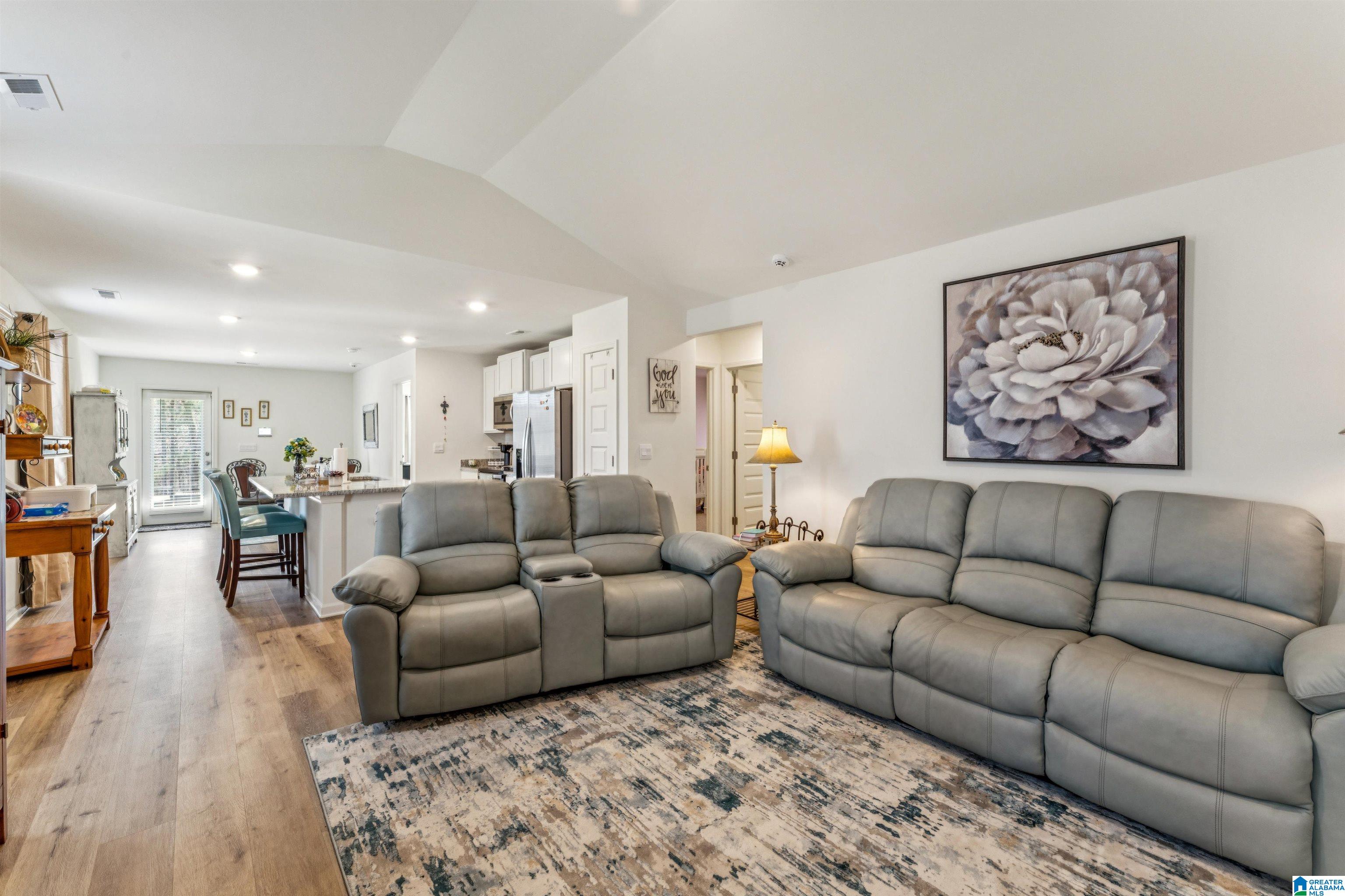 Homes for sale in Odenville, AL | 745 Sterling Pl, Odenville, AL 35120 | MLS# 21444386