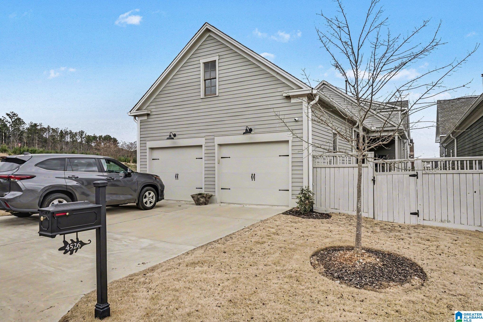 Homes for sale in Hoover, AL | 4526 Village Green Way, Hoover, AL 35226 | MLS# 21444387