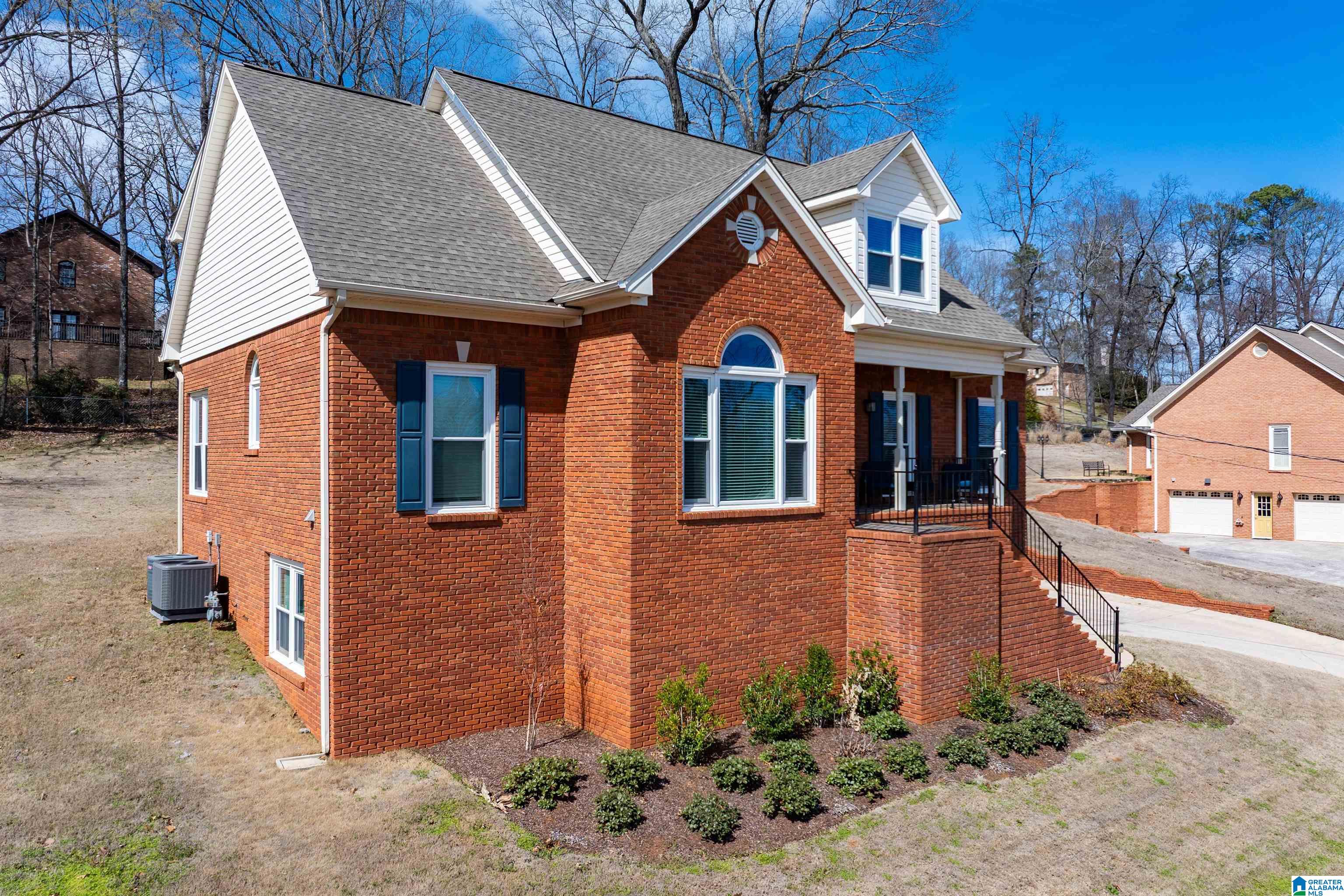 Homes for sale in Hoover, AL | 226 Odum Crest Lane, Hoover, AL 35226 | MLS# 21444392