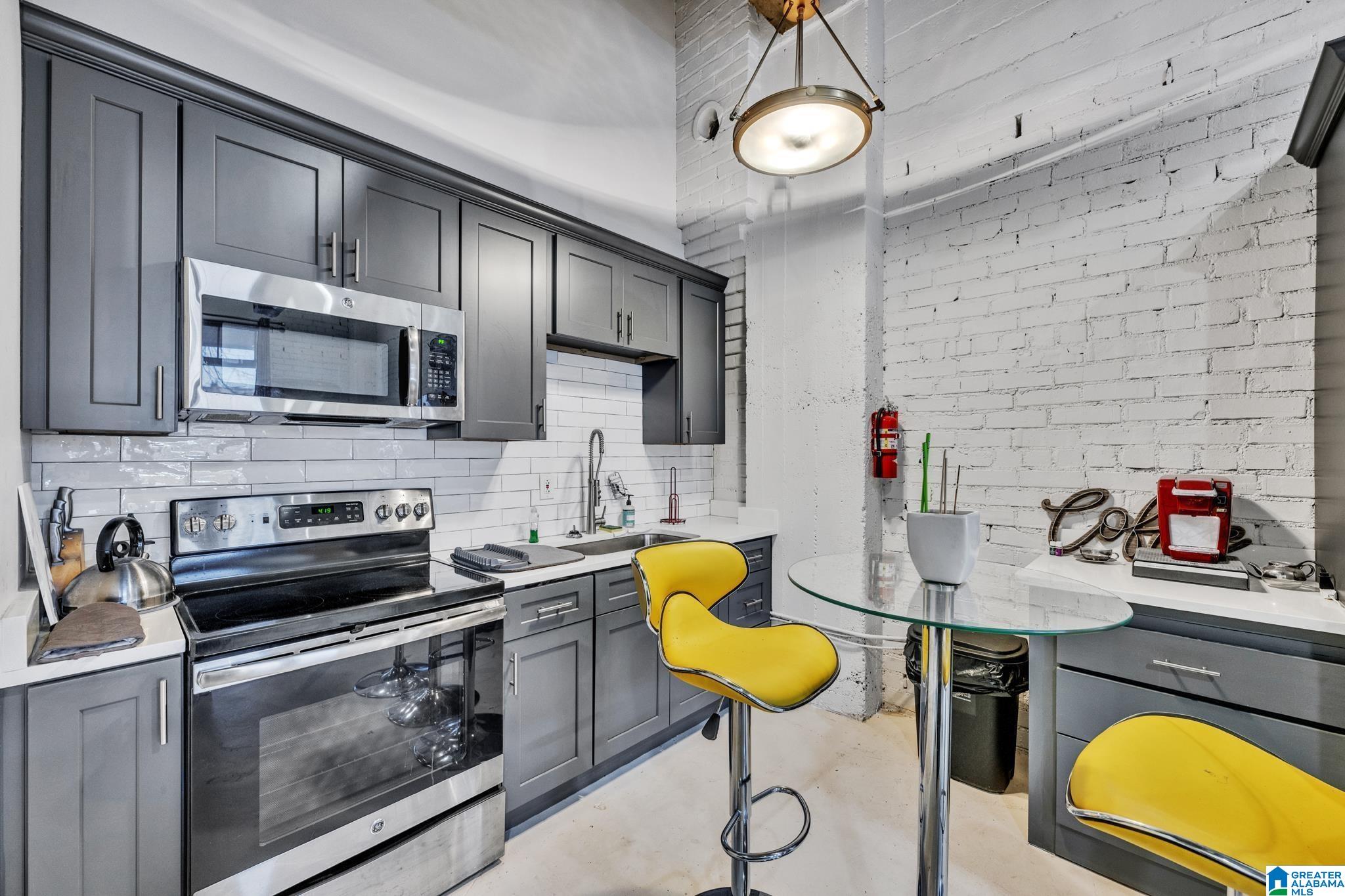 Homes for sale in Birmingham, AL | 2329 1St Avenue N #102, Birmingham, AL 35203 | MLS# 21444411