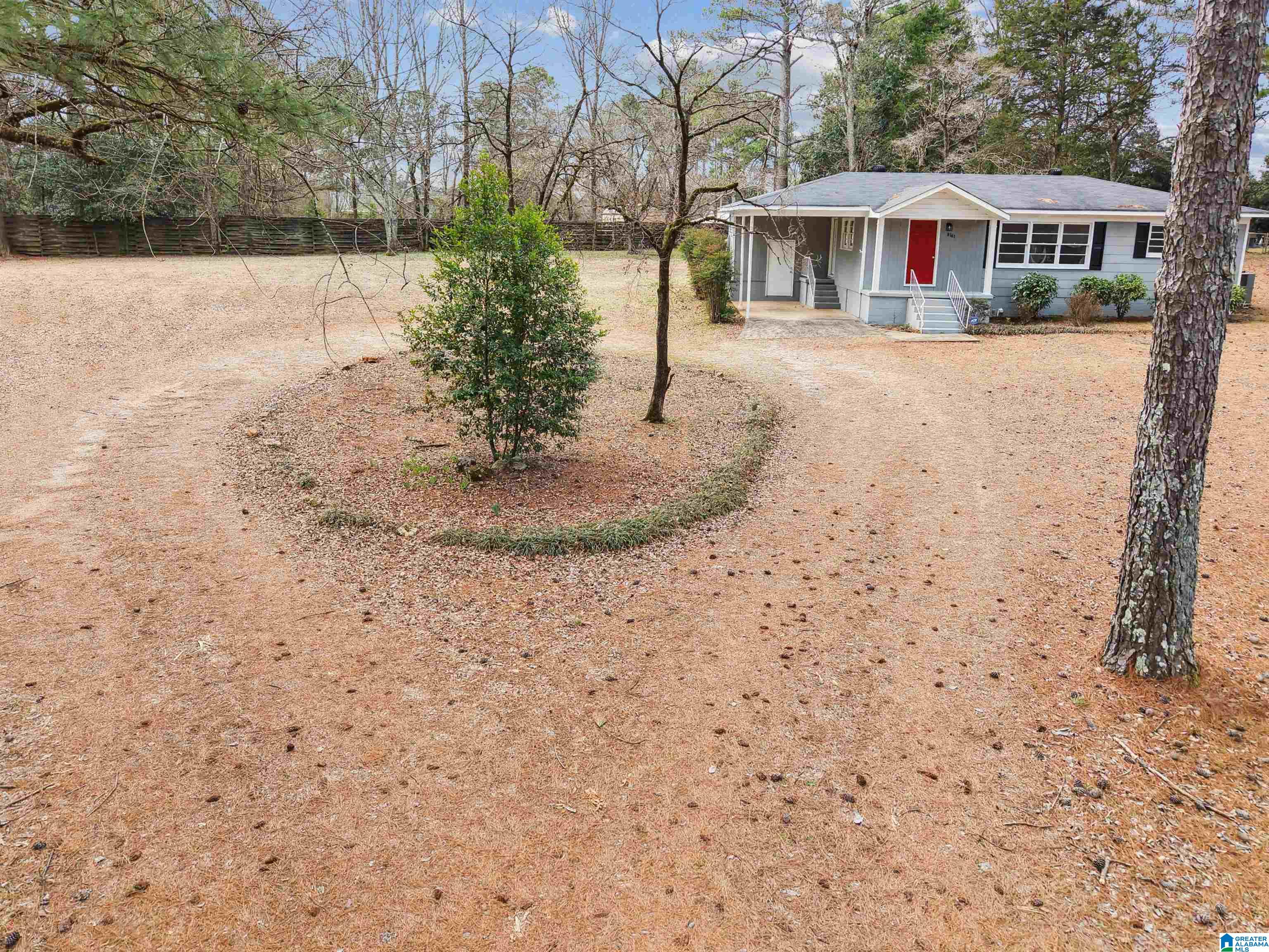 Homes for sale in Leeds, AL | 8161 Phillips Dr, Leeds, AL 35094 | MLS# 21444418